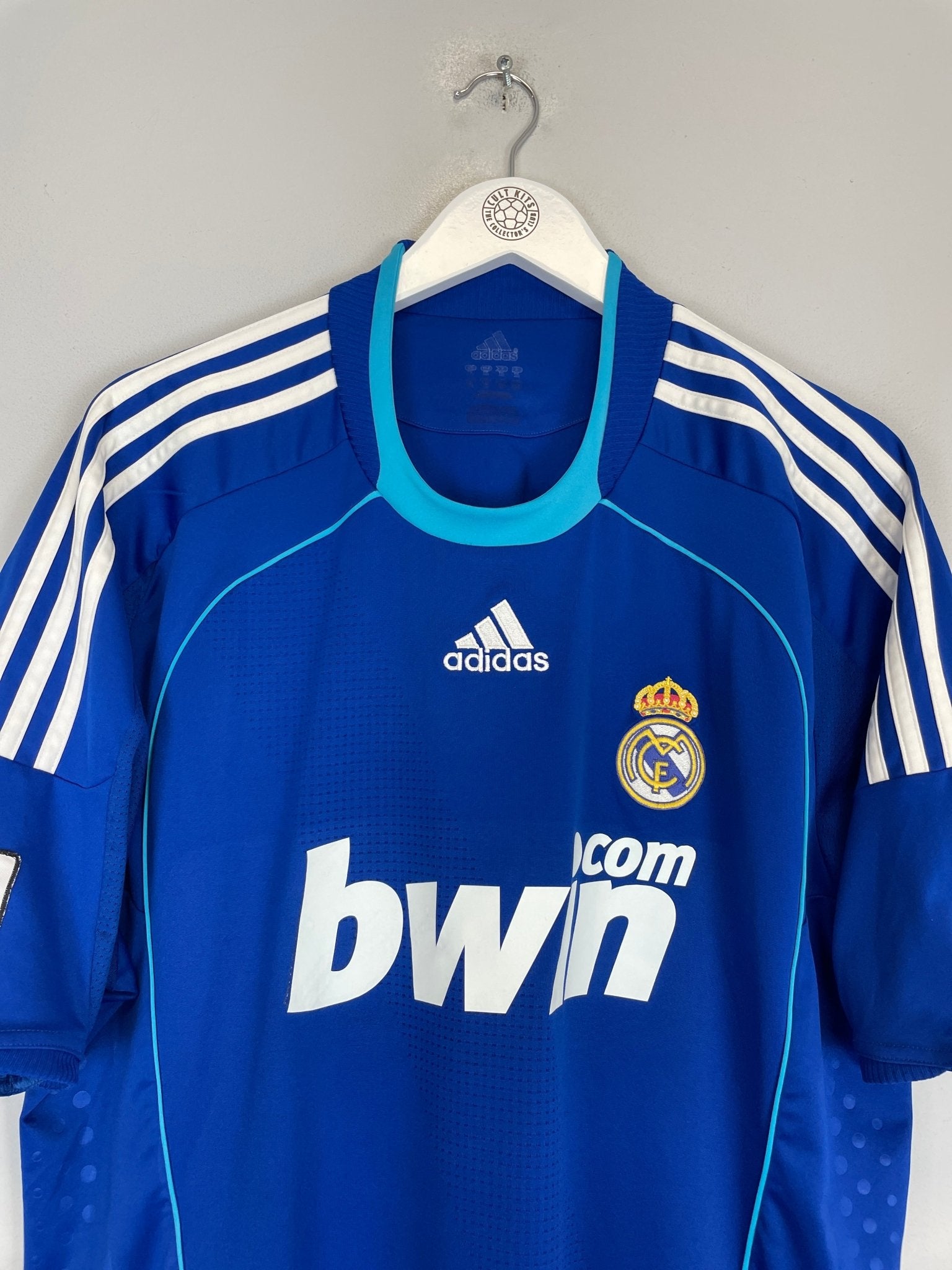 Shop 2008/09 REAL MADRID V.NISTELROOY #17 AWAY SHIRT (XL) ADIDAS, classic football shirts, vintage football shirts & retro soccer jerseys at Cult Kits