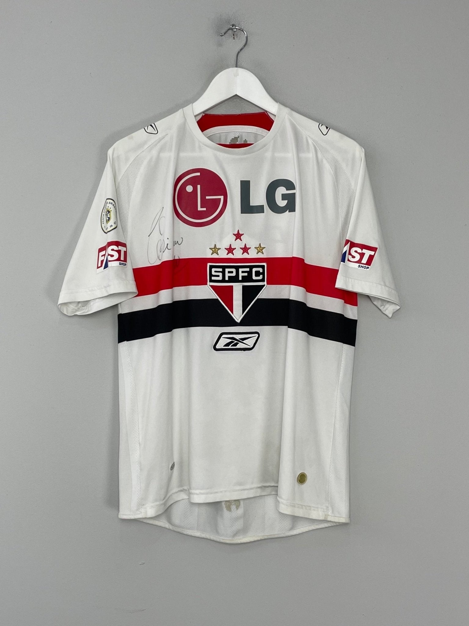 Shop 2008/09 SAO PAULO ADRIANO #10 *SIGNED* HOME SHIRT (M) REEBOK, classic football shirts, vintage football shirts & retro soccer jerseys at Cult Kits