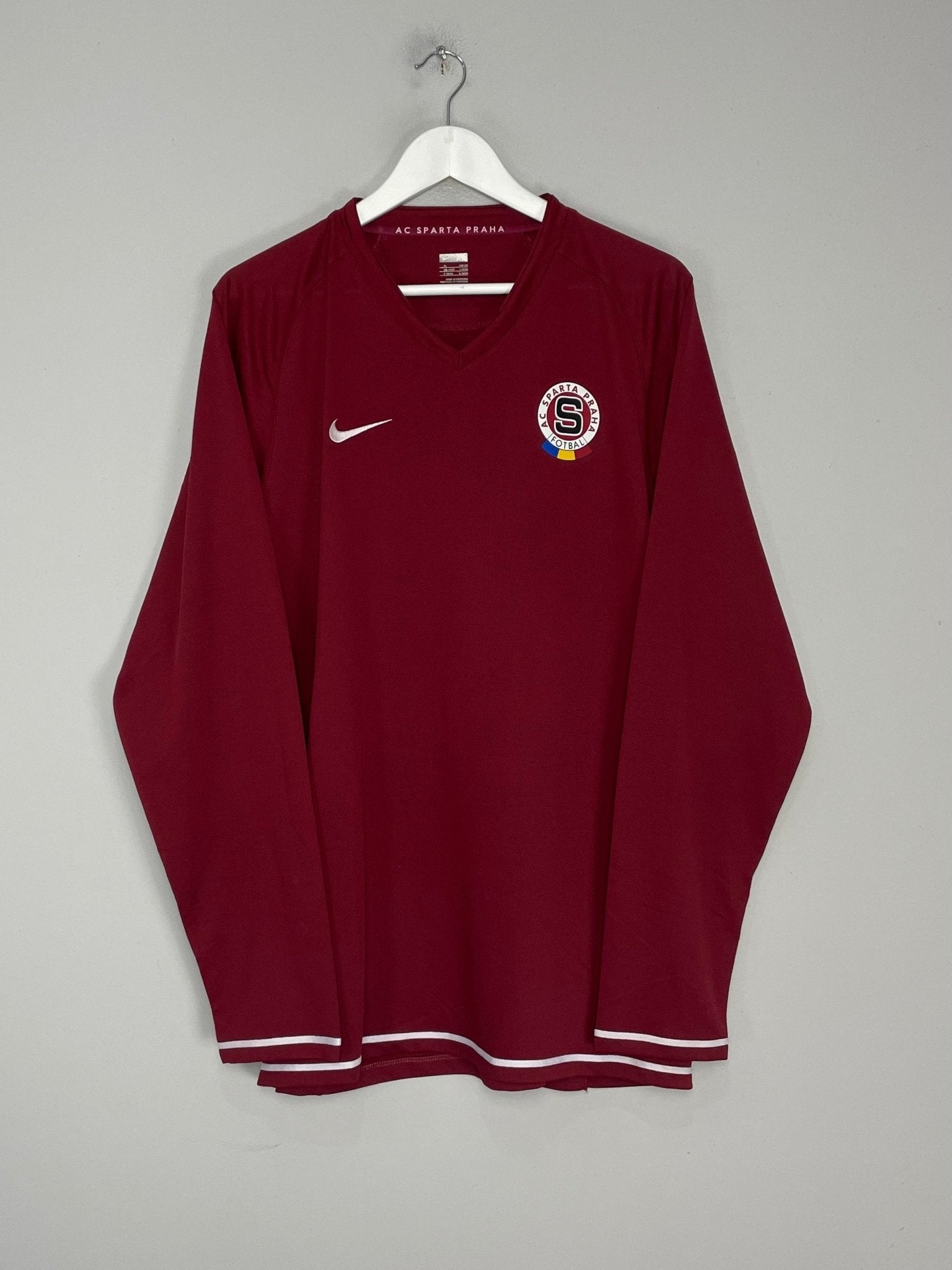 Shop 2008/09 SPARTA PRAGUE L/S HOME SHIRT (XL) NIKE, classic football shirts, vintage football shirts & retro soccer jerseys at Cult Kits