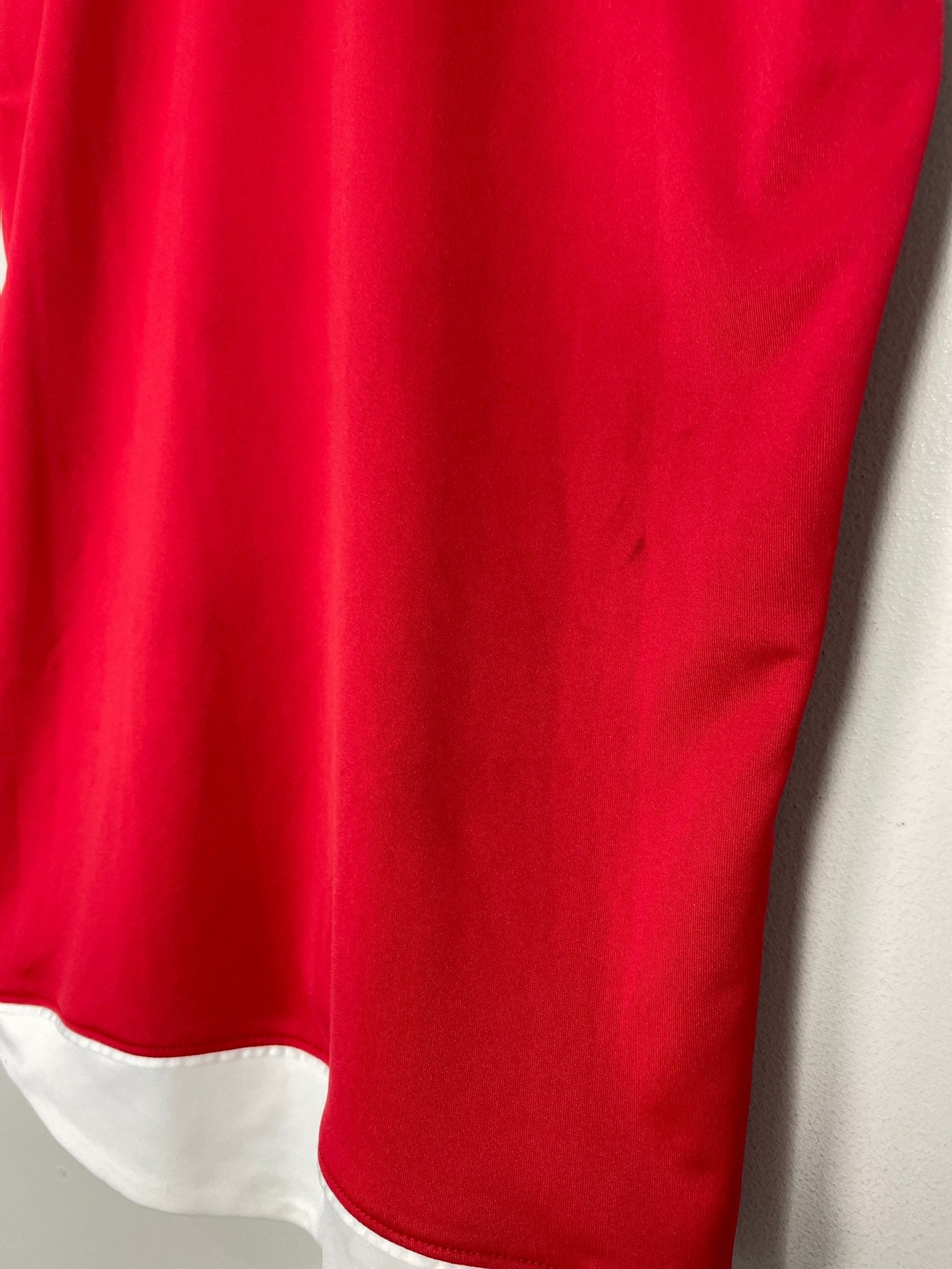 Shop 2008/09 STANDARD LIEGE HOME SHIRT (XS) DIADORA, classic football shirts, vintage football shirts & retro soccer jerseys at Cult Kits