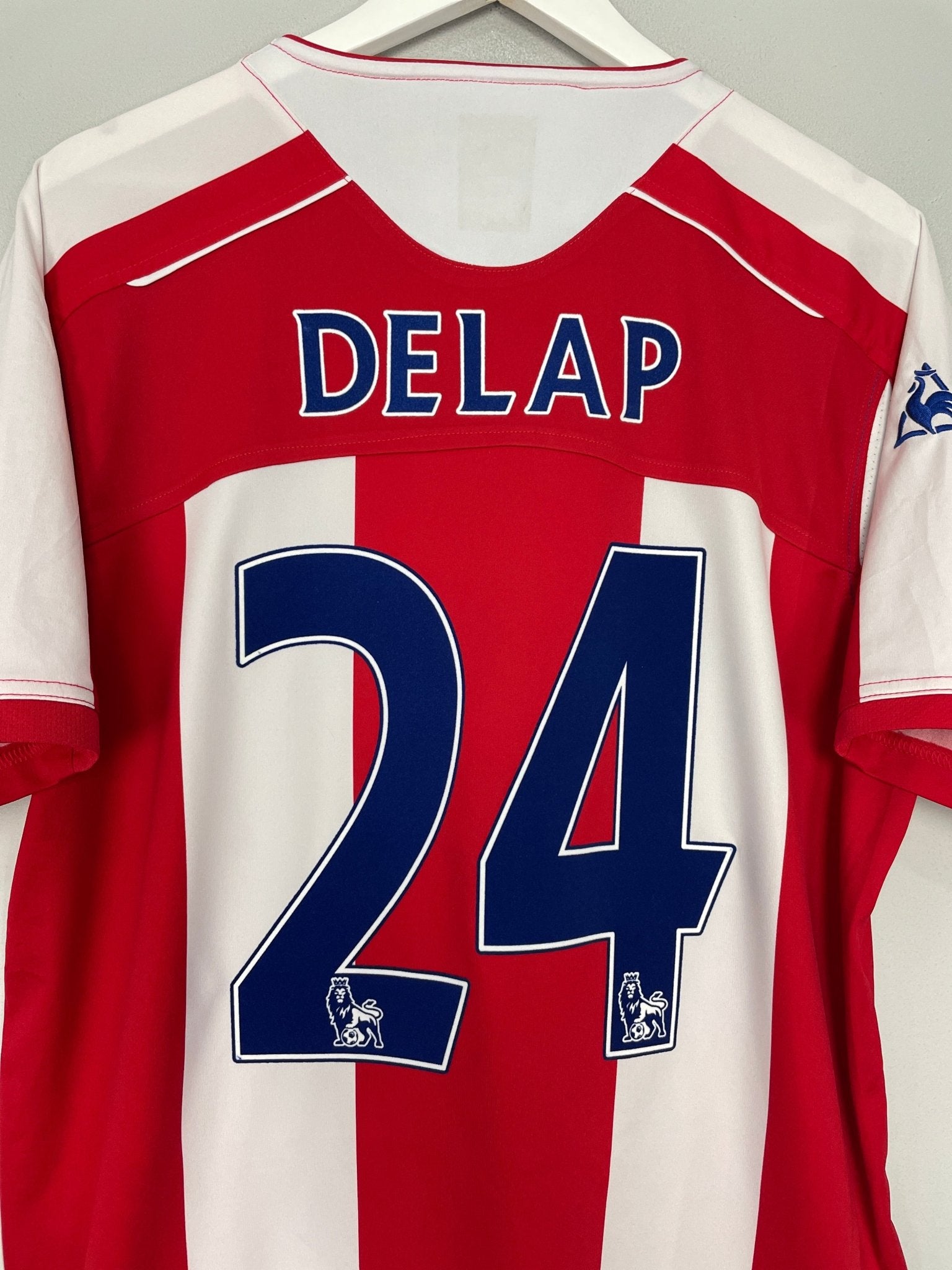 Shop 2008/09 STOKE CITY DELAP #24 HOME SHIRT (L) LE COQ, classic football shirts, vintage football shirts & retro soccer jerseys at Cult Kits