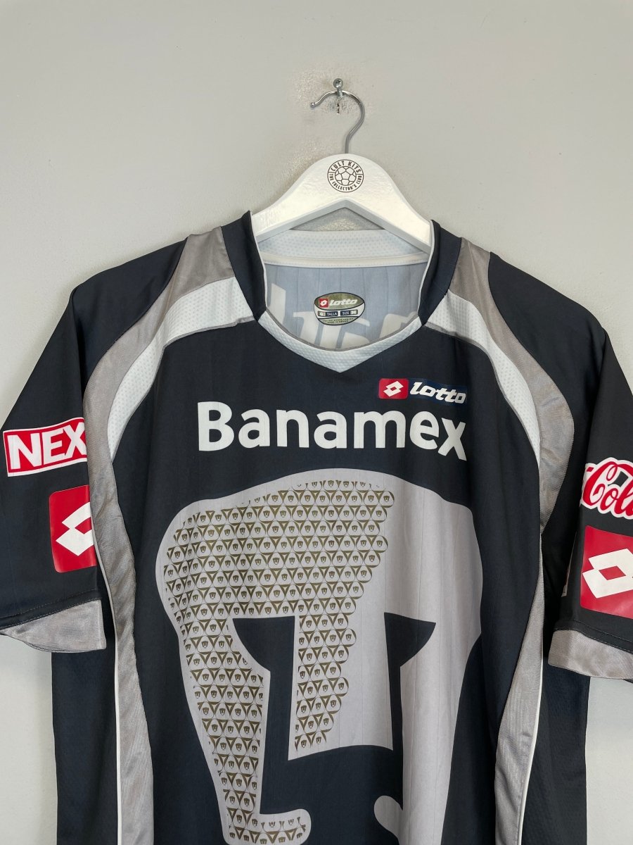 2008/09 UNAM PUMAS GK SHIRT (M) LOTTO - Cult Kits - Medium - Buy Vintage Football Shirts, Authentic Retro Football Shirts For Sale, Classic Football Shirts & Soccer Jersey