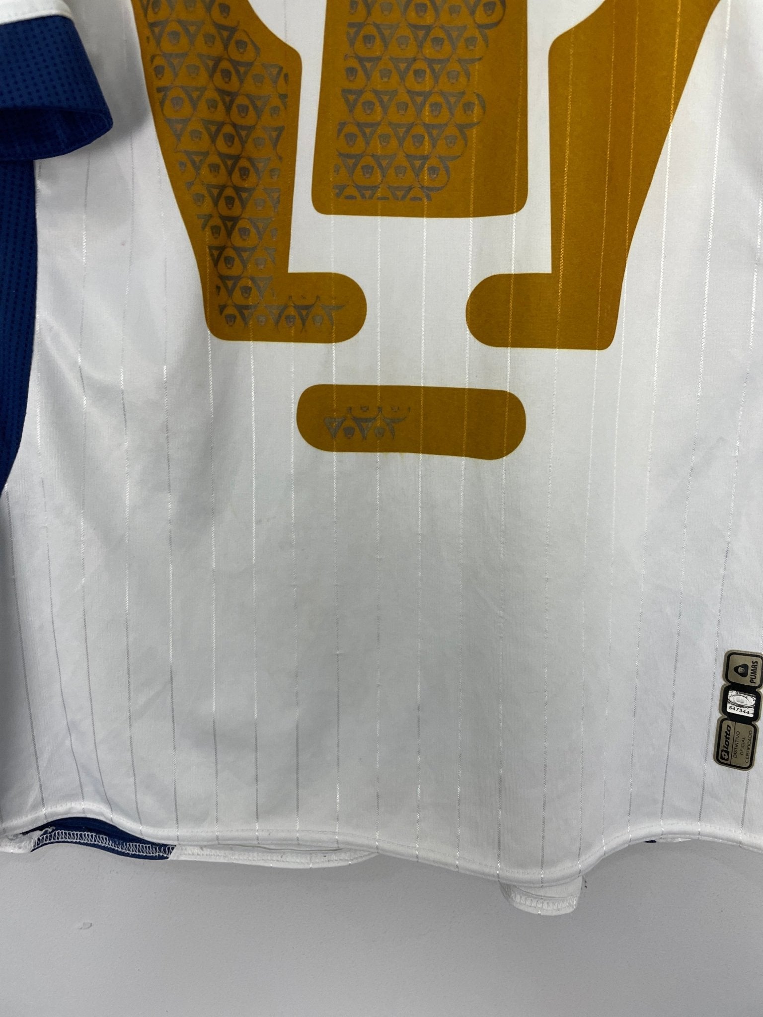 Shop 2008/09 UNAM PUMAS HOME SHIRT (XL) LOTTO, classic football shirts, vintage football shirts & retro soccer jerseys at Cult Kits