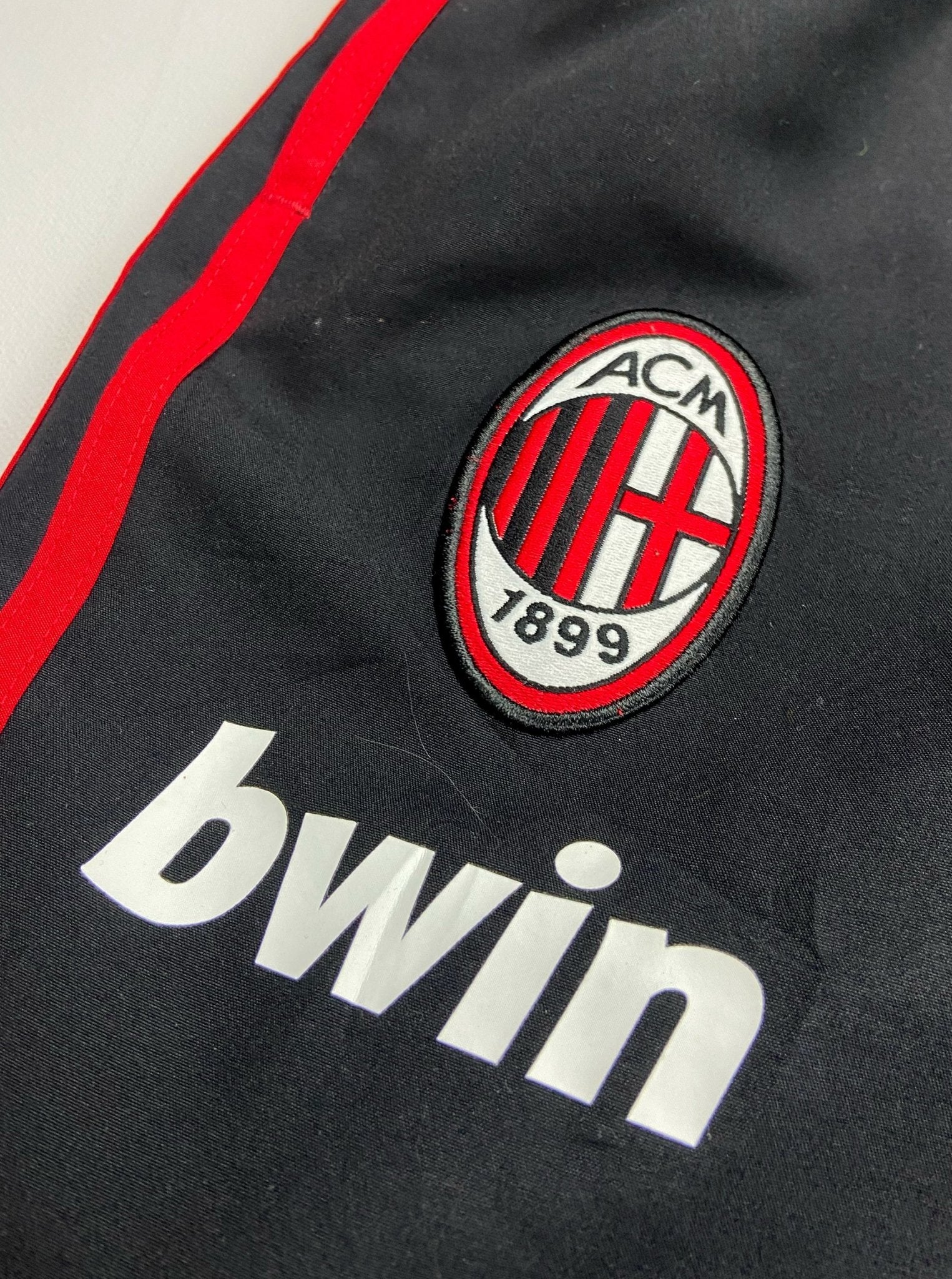 Shop 2008/10 AC MILAN TRACKSUIT BOTTOMS (M) ADIDAS, classic football shirts, vintage football shirts & retro soccer jerseys at Cult Kits