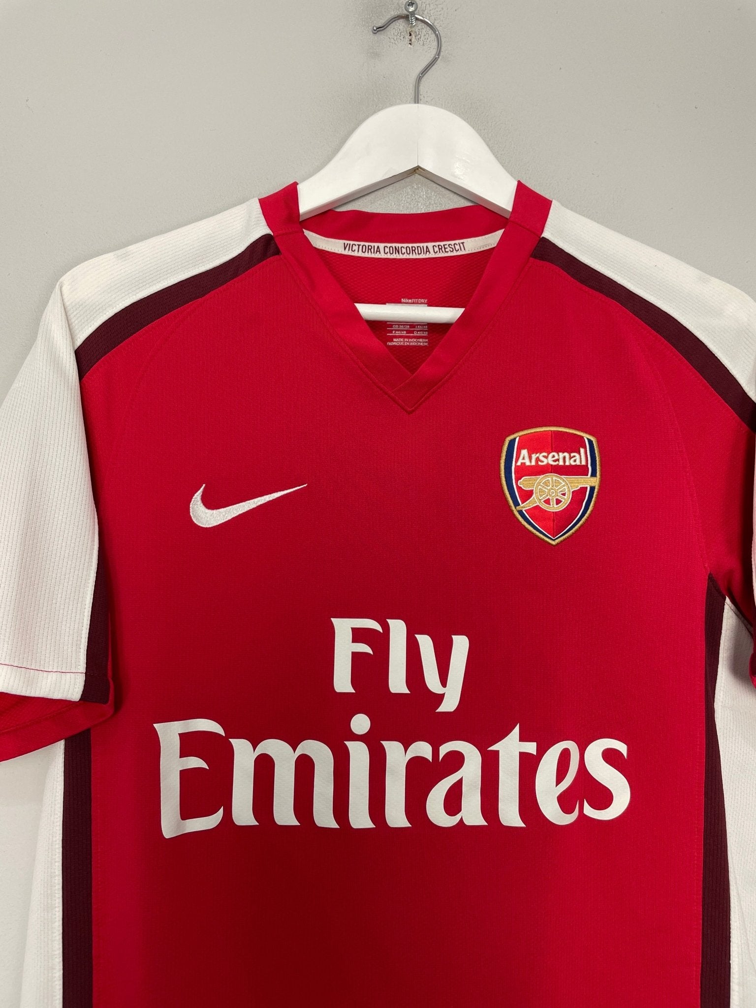 Shop 2008/10 ARSENAL HOME SHIRT (S) NIKE, classic football shirts, vintage football shirts & retro soccer jerseys at Cult Kits