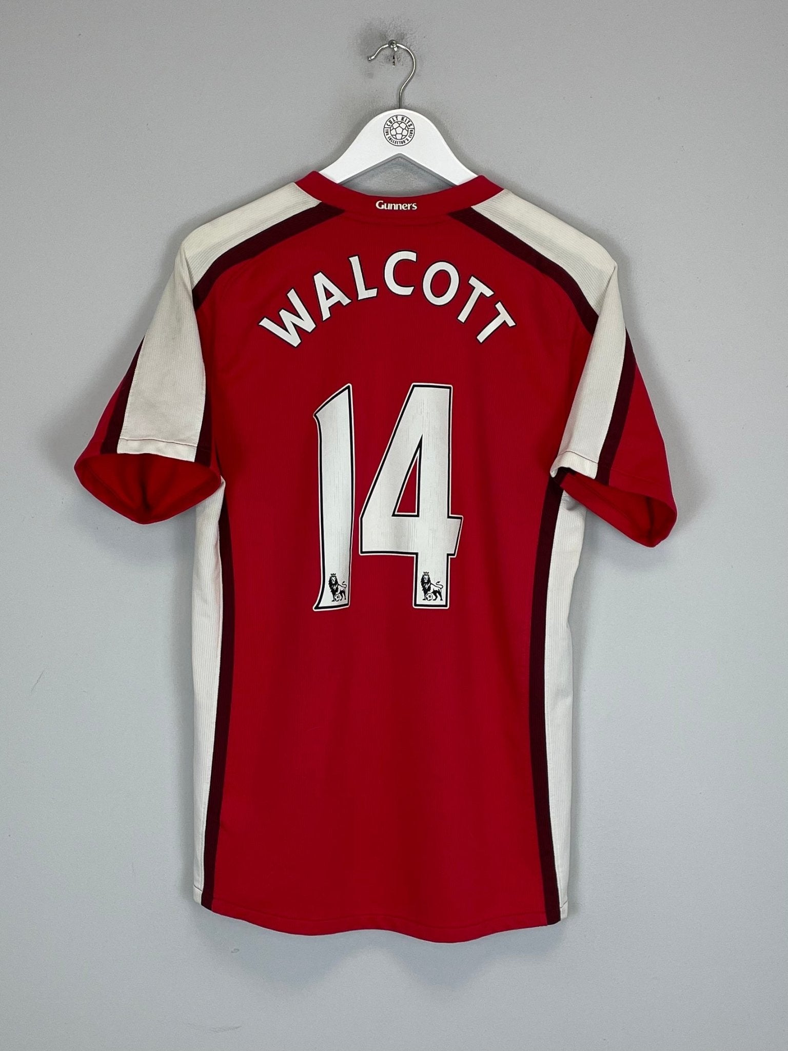 Shop 2008/10 ARSENAL WALCOTT #14 HOME SHIRT (S) NIKE, classic football shirts, vintage football shirts & retro soccer jerseys at Cult Kits
