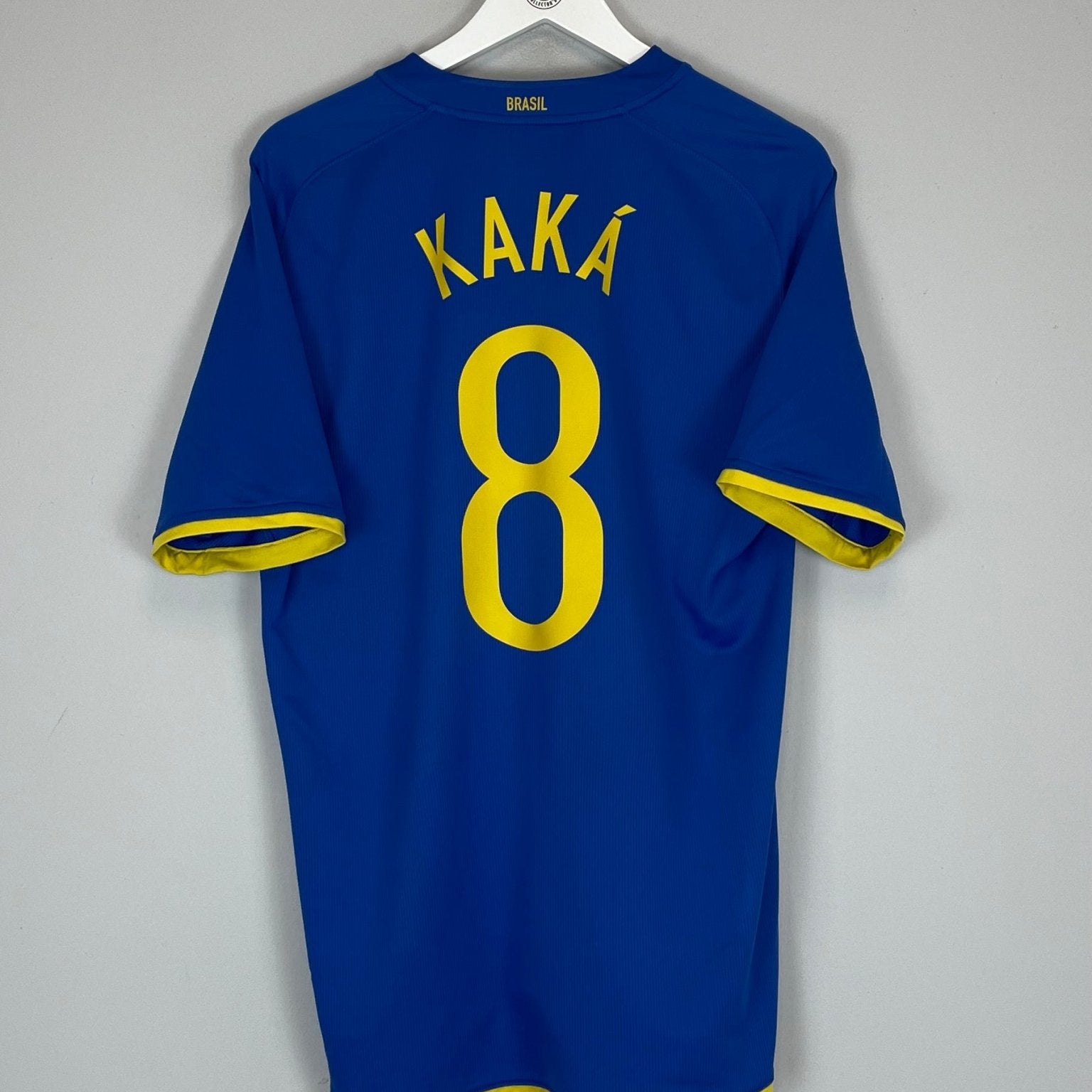 Shop 2008/10 BRAZIL KAKA #8 AWAY SHIRT (M) NIKE, classic football shirts, vintage football shirts & retro soccer jerseys at Cult Kits
