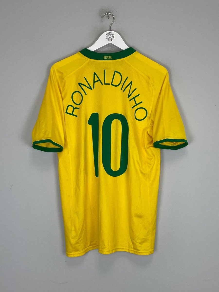 2008/10 BRAZIL RONALDINHO 10 HOME SHIRT (M) NIKE - Cult Kits - Medium - Buy Vintage Football Shirts, Authentic Retro Football Shirts For Sale, Classic Football Shirts & Soccer Jersey