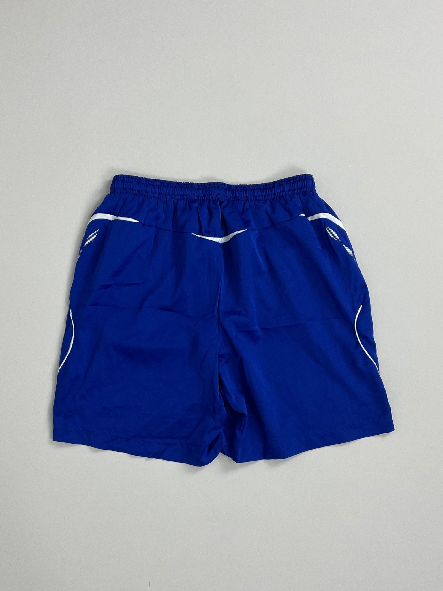 Shop 2008/10 EVERTON HOME SHORTS (L) UMBRO, classic football shirts, vintage football shirts & retro soccer jerseys at Cult Kits