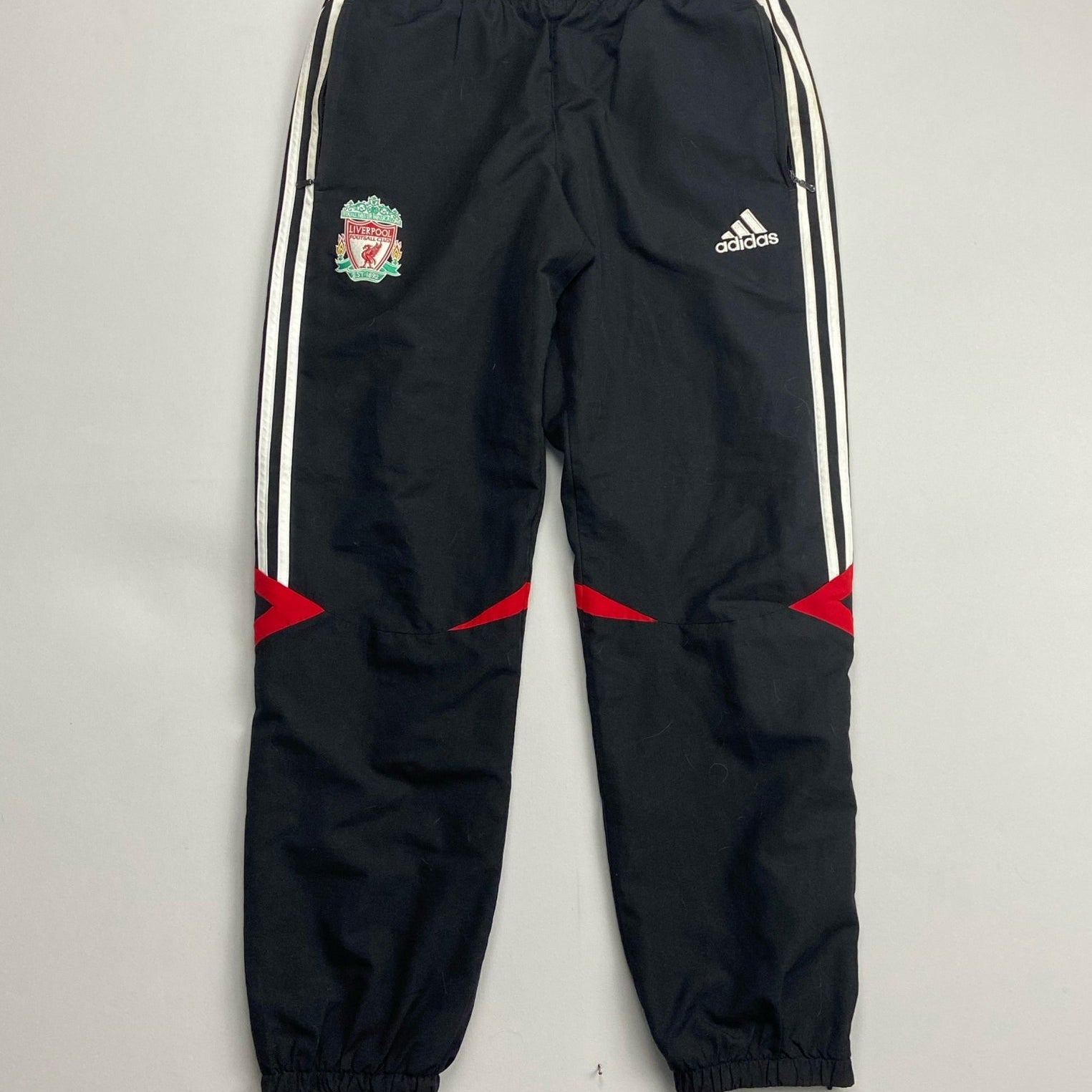 Shop 2008/10 LIVERPOOL TRACKSUIT BOTTOMS (M) ADIDAS, classic football shirts, vintage football shirts & retro soccer jerseys at Cult Kits