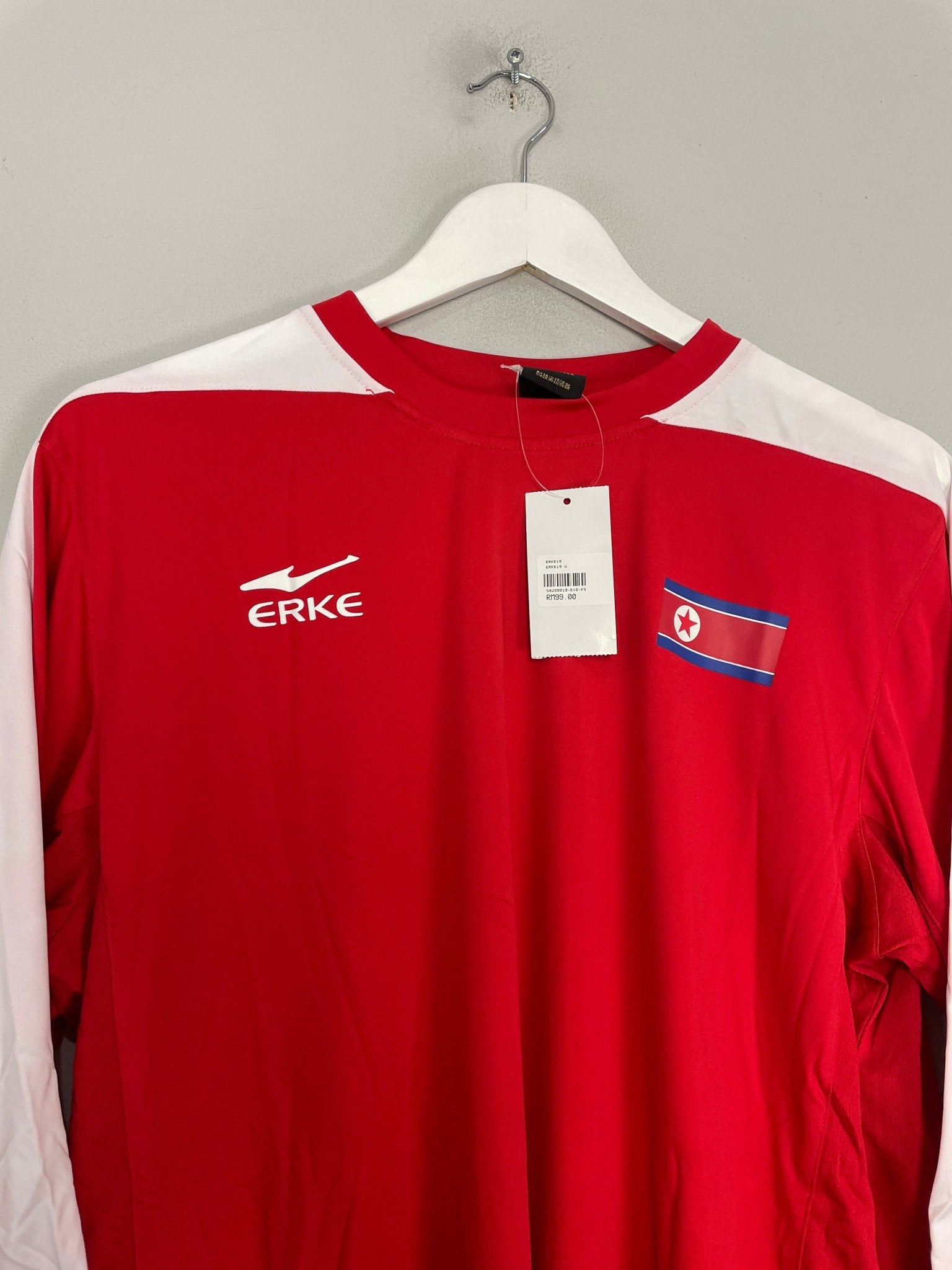 Shop 2008/10 NORTH KOREA *BNWT* L/S HOME SHIRT (XL) ERKE, classic football shirts, vintage football shirts & retro soccer jerseys at Cult Kits