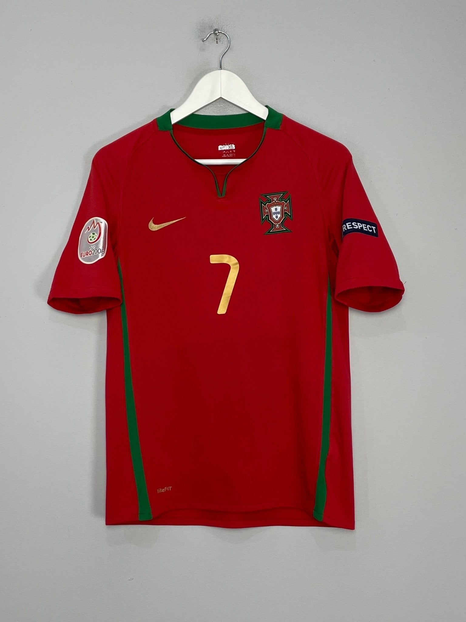 Shop 2008/10 PORTUGAL C.RONALDO #7 HOME SHIRT (XL.KIDS) NIKE, classic football shirts, vintage football shirts & retro soccer jerseys at Cult Kits