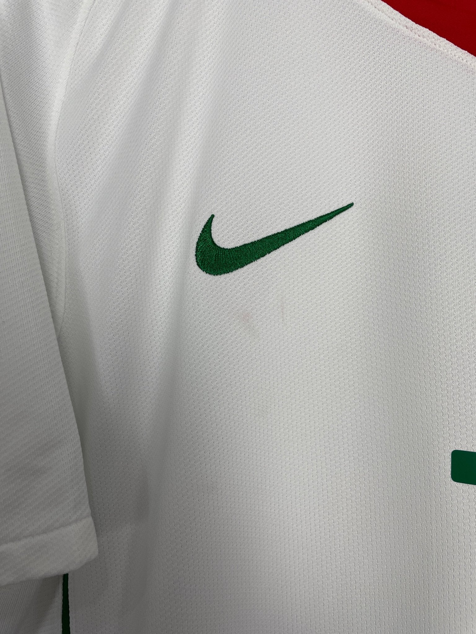 Shop 2008/10 PORTUGAL RONALDO #7 AWAY SHIRT (L) NIKE, classic football shirts, vintage football shirts & retro soccer jerseys at Cult Kits