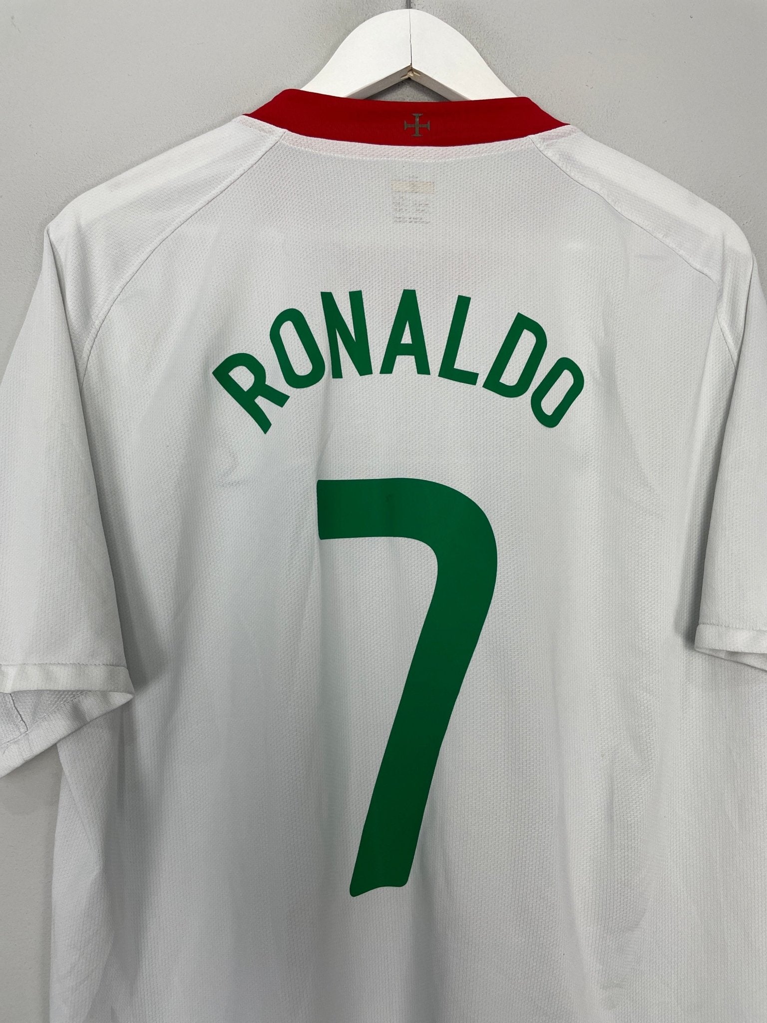 Shop 2008/10 PORTUGAL RONALDO #7 AWAY SHIRT (XL) NIKE, classic football shirts, vintage football shirts & retro soccer jerseys at Cult Kits