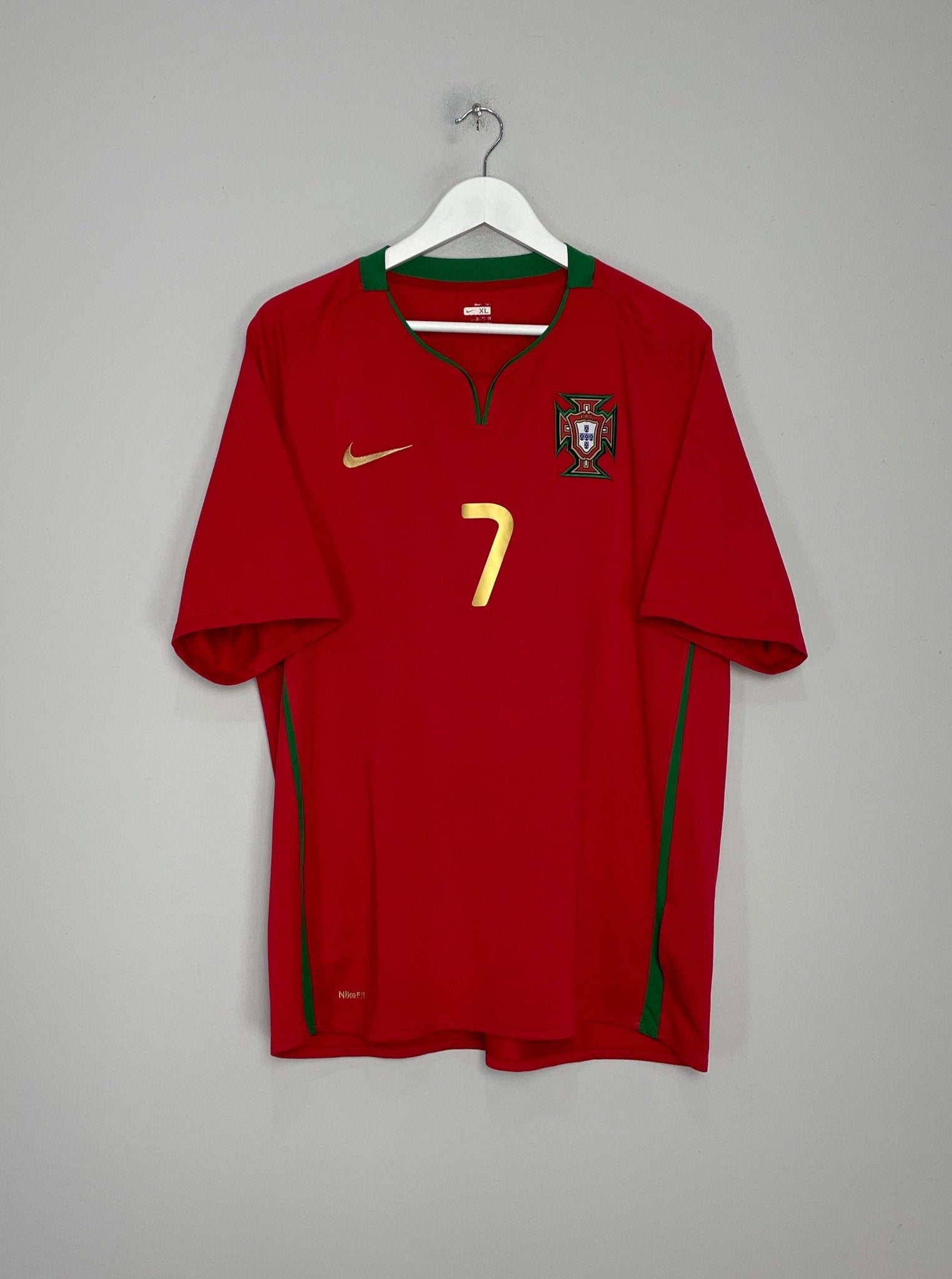 Shop 2008/10 PORTUGAL RONALDO #7 HOME SHIRT (XL) NIKE, classic football shirts, vintage football shirts & retro soccer jerseys at Cult Kits