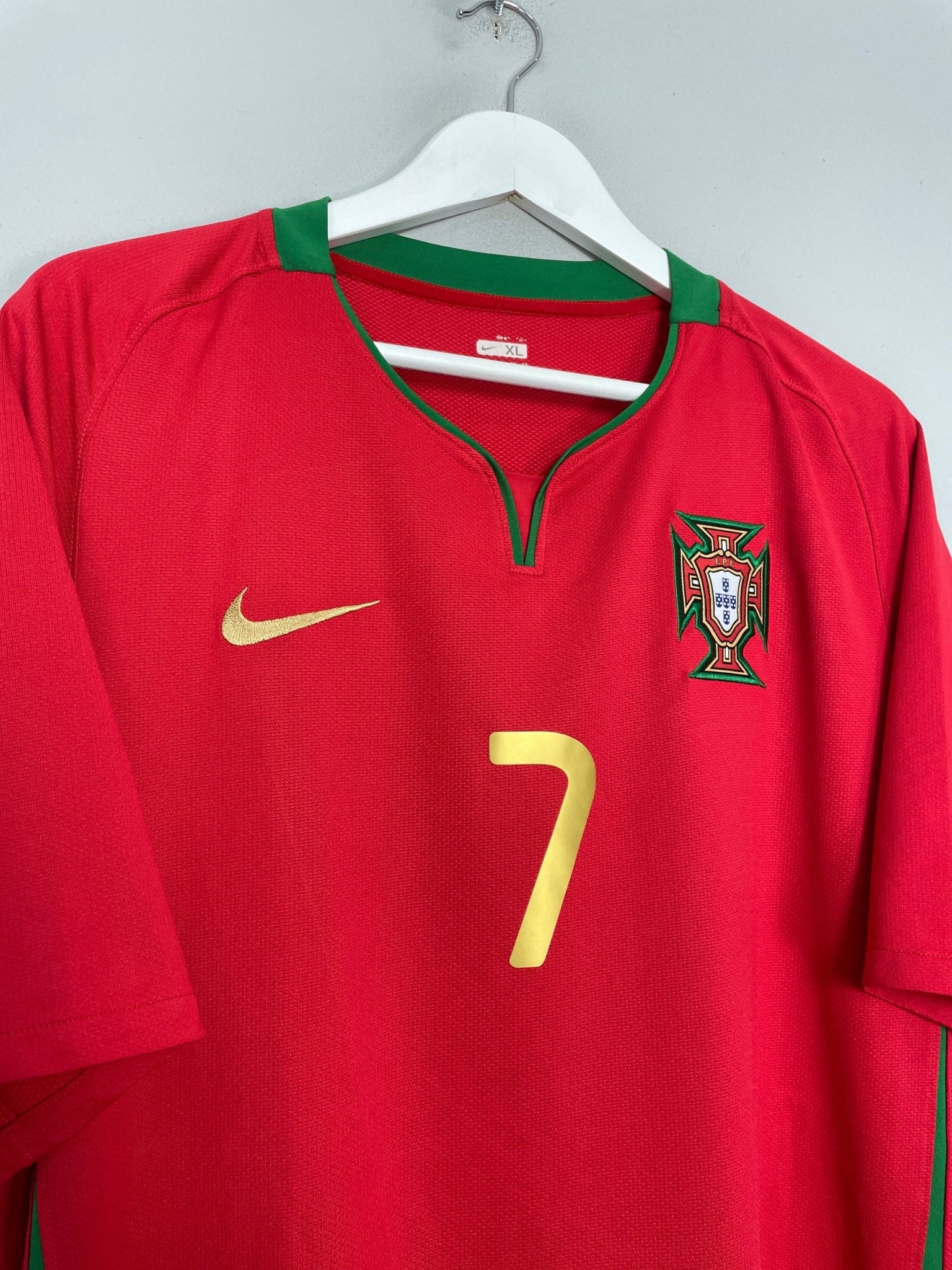 Shop 2008/10 PORTUGAL RONALDO #7 HOME SHIRT (XL) NIKE, classic football shirts, vintage football shirts & retro soccer jerseys at Cult Kits