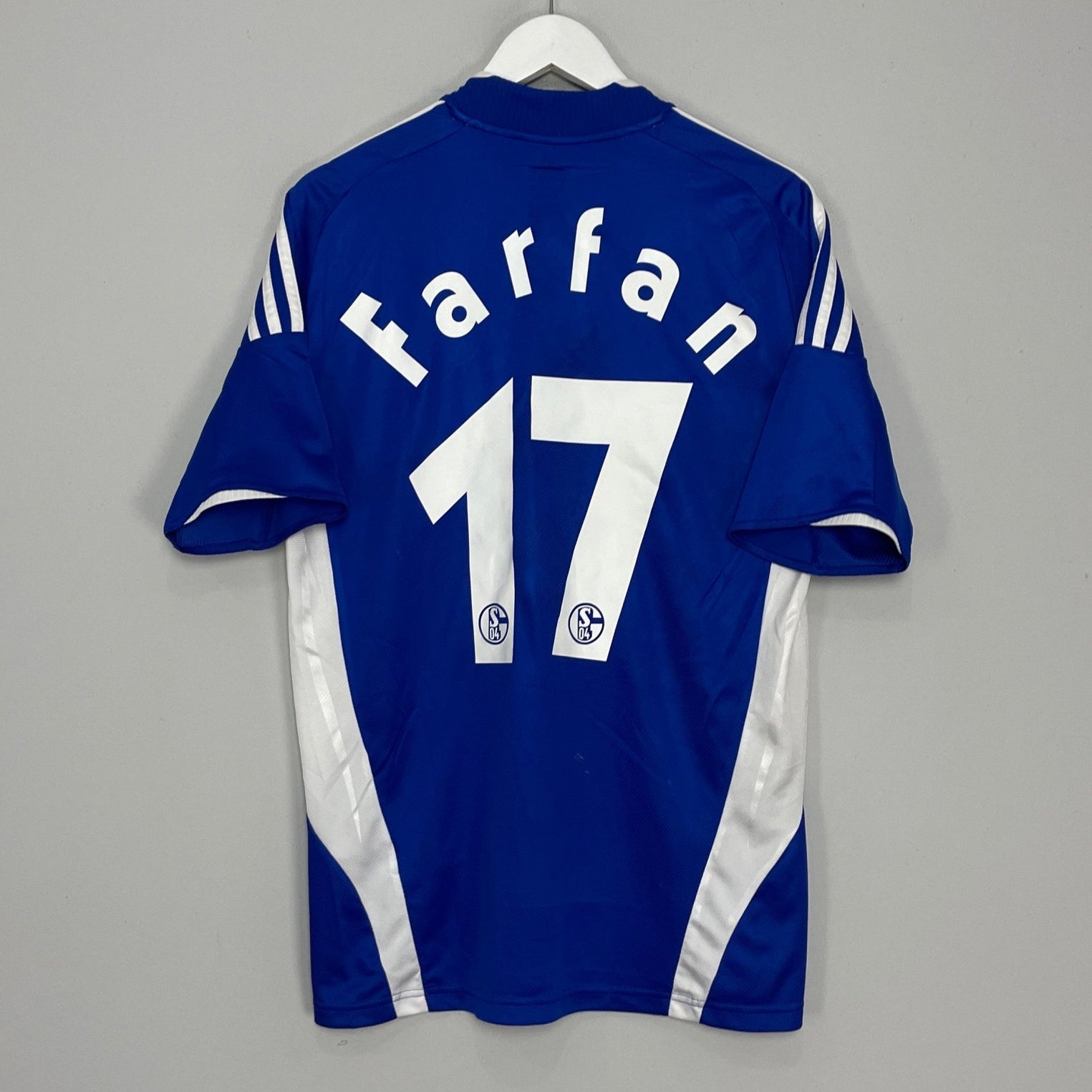 Shop 2008/10 SCHALKE FARFAN #17 HOME SHIRT (M) ADIDAS, classic football shirts, vintage football shirts & retro soccer jerseys at Cult Kits