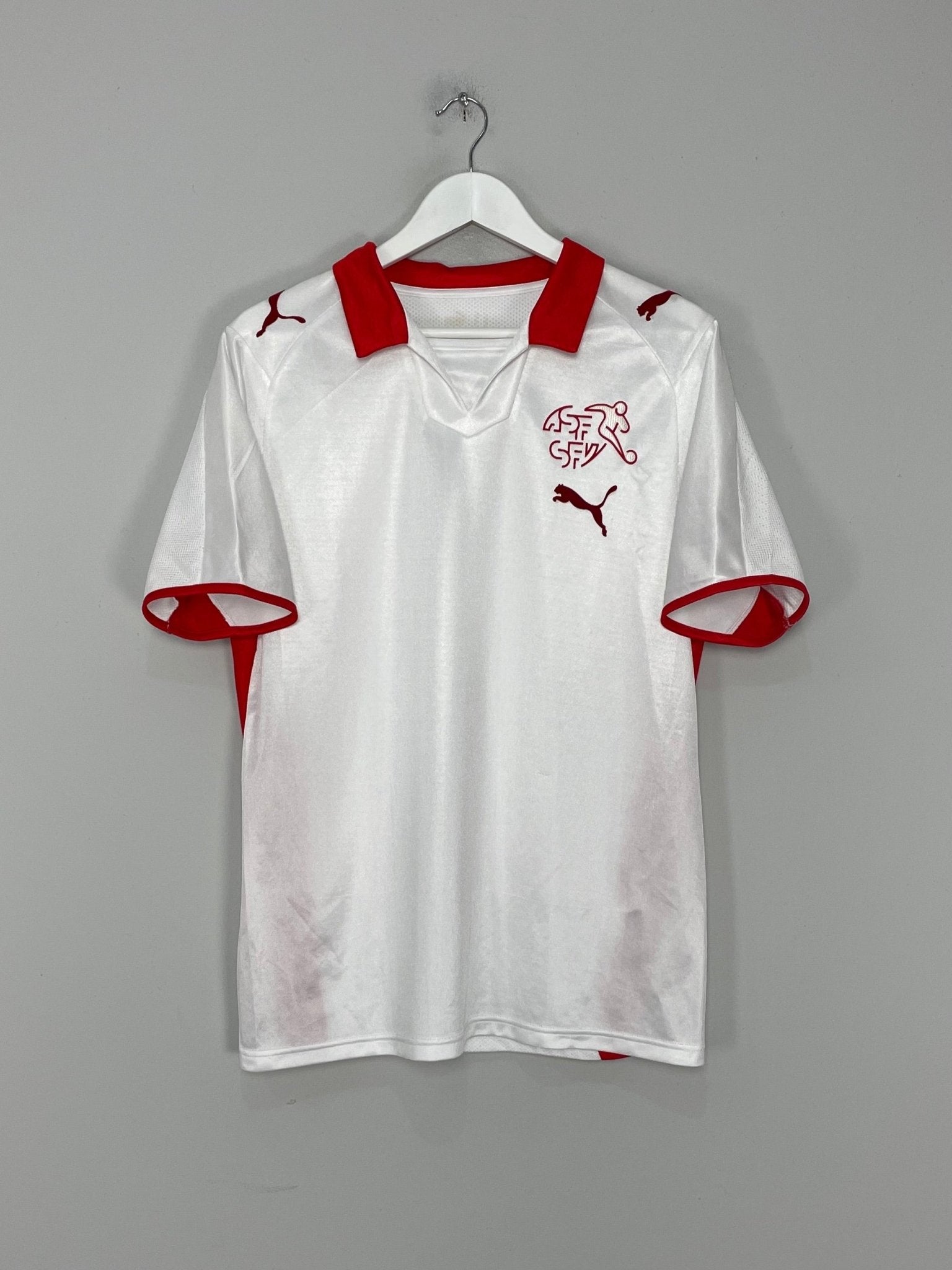 Shop 2008/10 SWITZERLAND AWAY SHIRT (M) PUMA, classic football shirts, vintage football shirts & retro soccer jerseys at Cult Kits