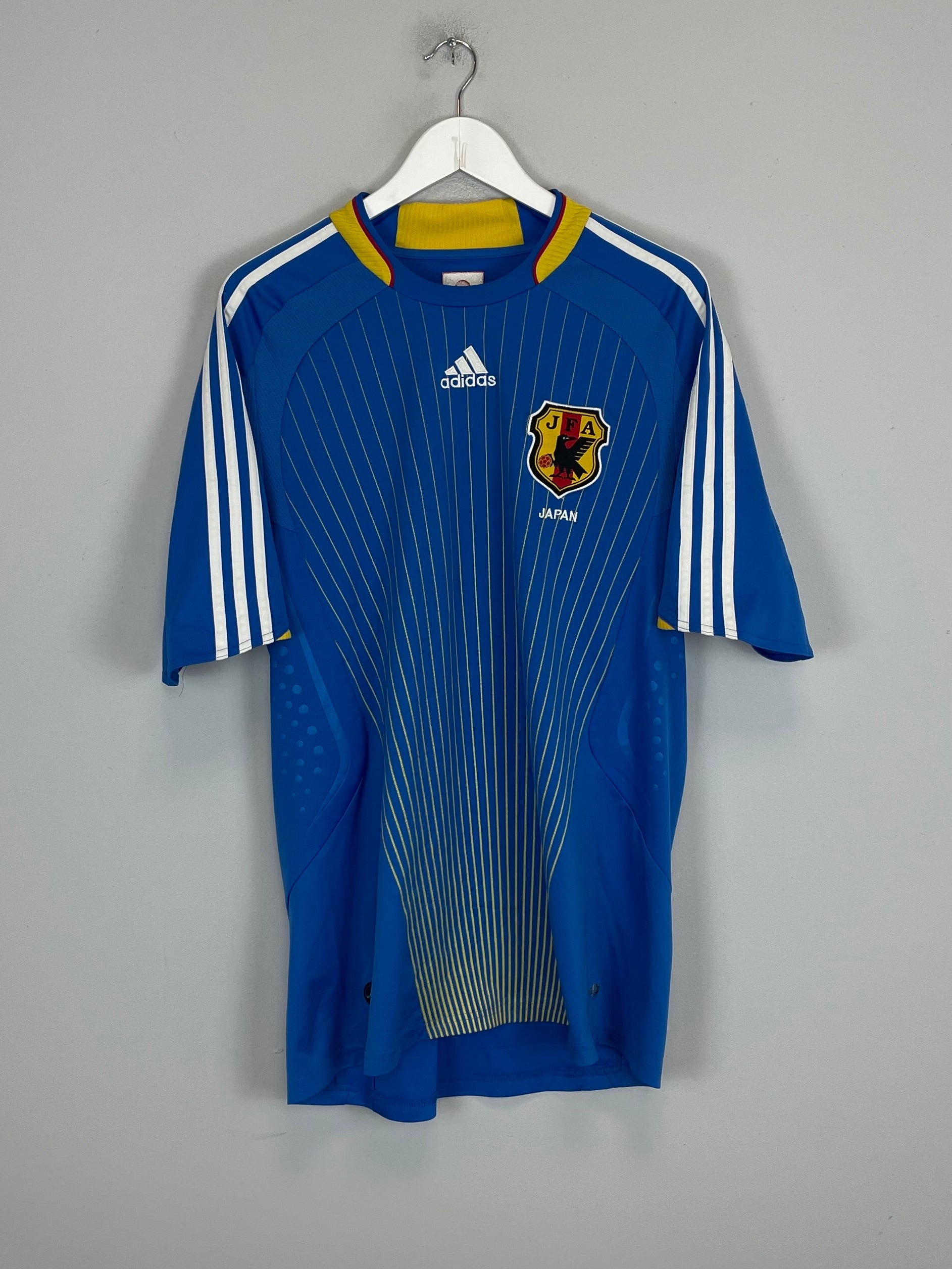 Shop 2008/09 JAPAN HOME SHIRT (L) ADIDAS, classic football shirts, vintage football shirts & retro soccer jerseys at Cult Kits