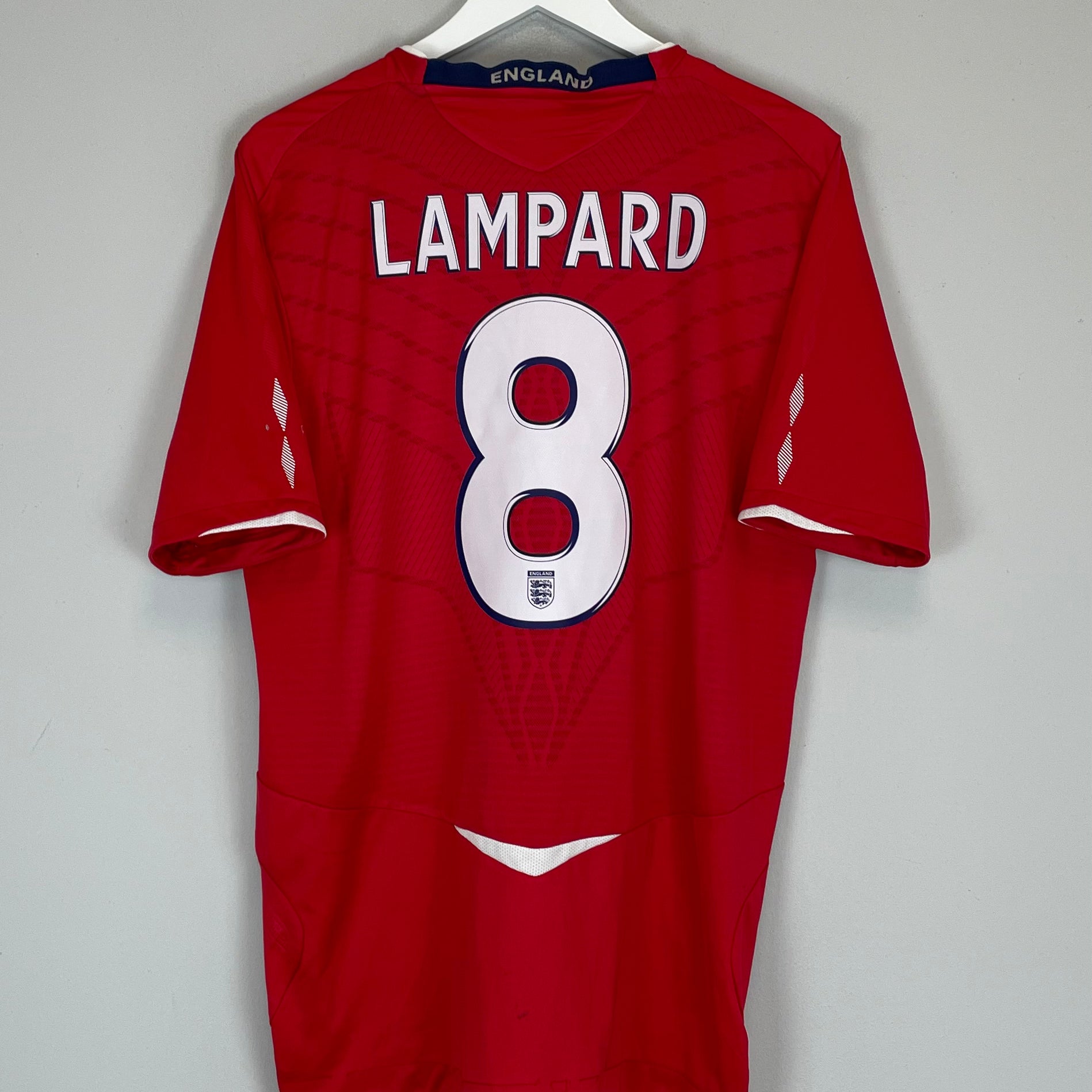 Shop 2008/10 ENGLAND LAMPARD #8 AWAY SHIRT (L) UMBRO, classic football shirts, vintage football shirts & retro soccer jerseys at Cult Kits