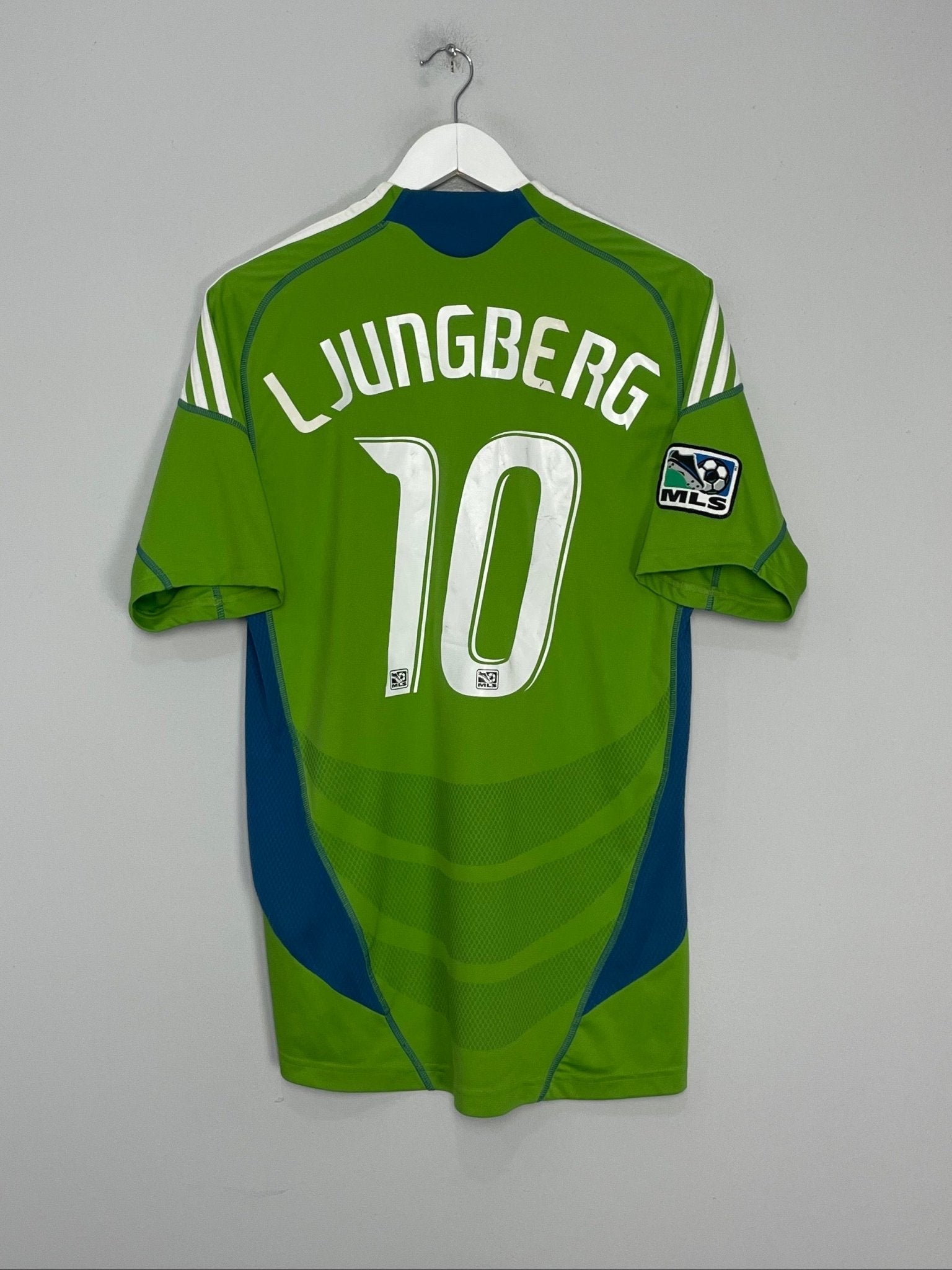 Shop 2009 SEATTLE SOUNDERS LJUNGBERG #10 HOME SHIRT (M) ADIDAS, classic football shirts, vintage football shirts & retro soccer jerseys at Cult Kits