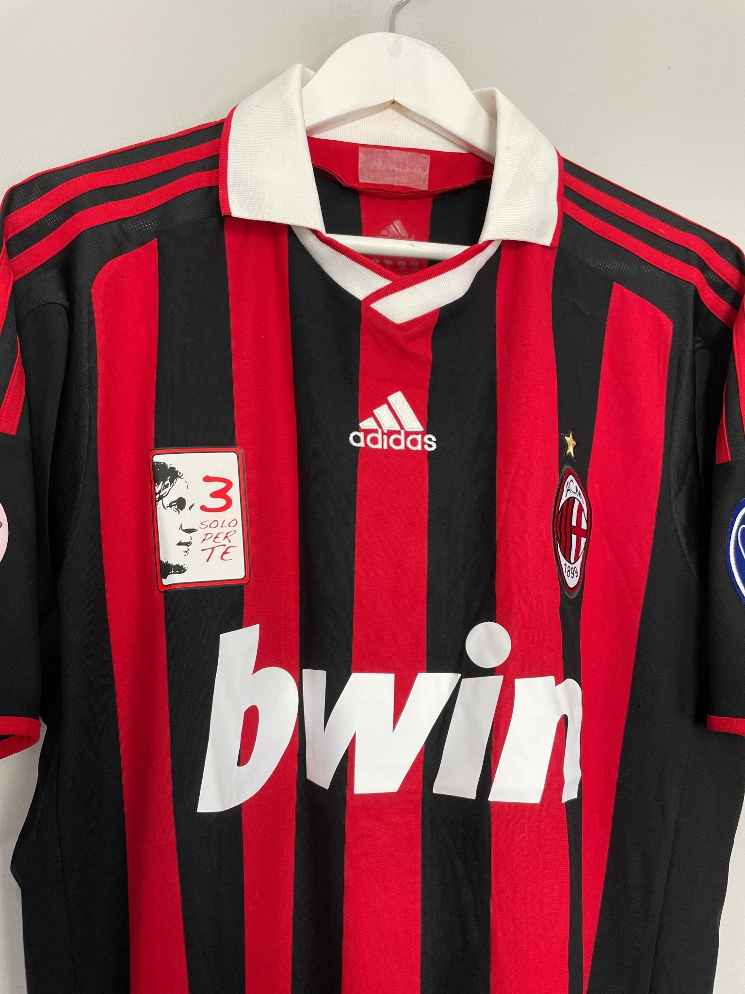 Shop 2009/10 AC MILAN MALDINI #3 'SOLO PER TE' HOME SHIRT (L) ADIDAS, classic football shirts, vintage football shirts & retro soccer jerseys at Cult Kits