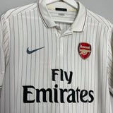 Shop 2009/10 ARSENAL THIRD SHIRT (L) NIKE, classic football shirts, vintage football shirts & retro soccer jerseys at Cult Kits