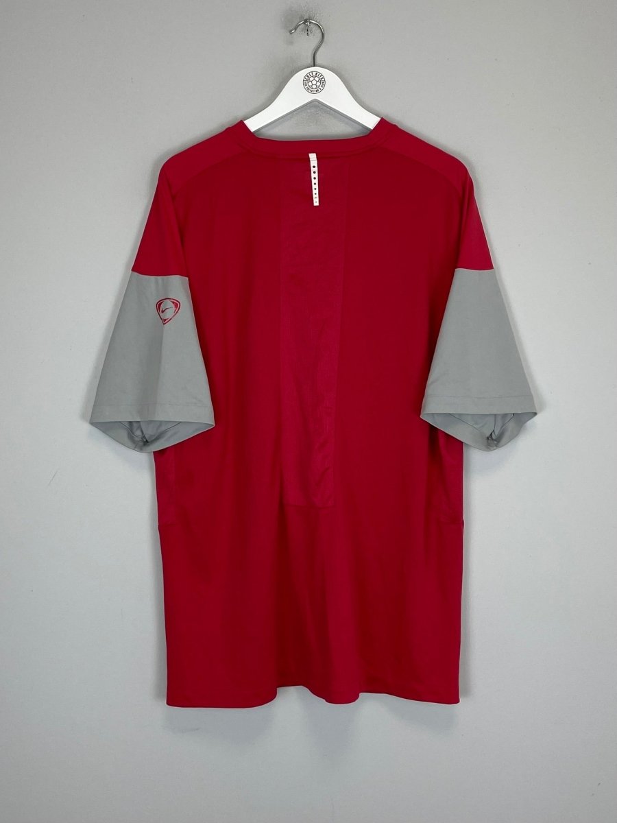 2009/10 ARSENAL TRAINING SHIRT (XXL) NIKE - Cult Kits - XXL - Buy Vintage Football Shirts, Authentic Retro Football Shirts For Sale, Classic Football Shirts & Soccer Jersey