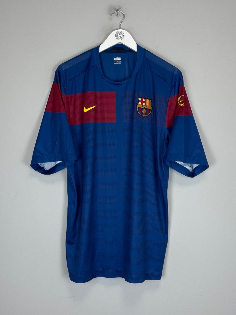 2009/10 BARCELONA TRAINING SHIRT (XL) NIKE - Cult Kits - XL - Buy Vintage Football Shirts, Authentic Retro Football Shirts For Sale, Classic Football Shirts & Soccer Jersey