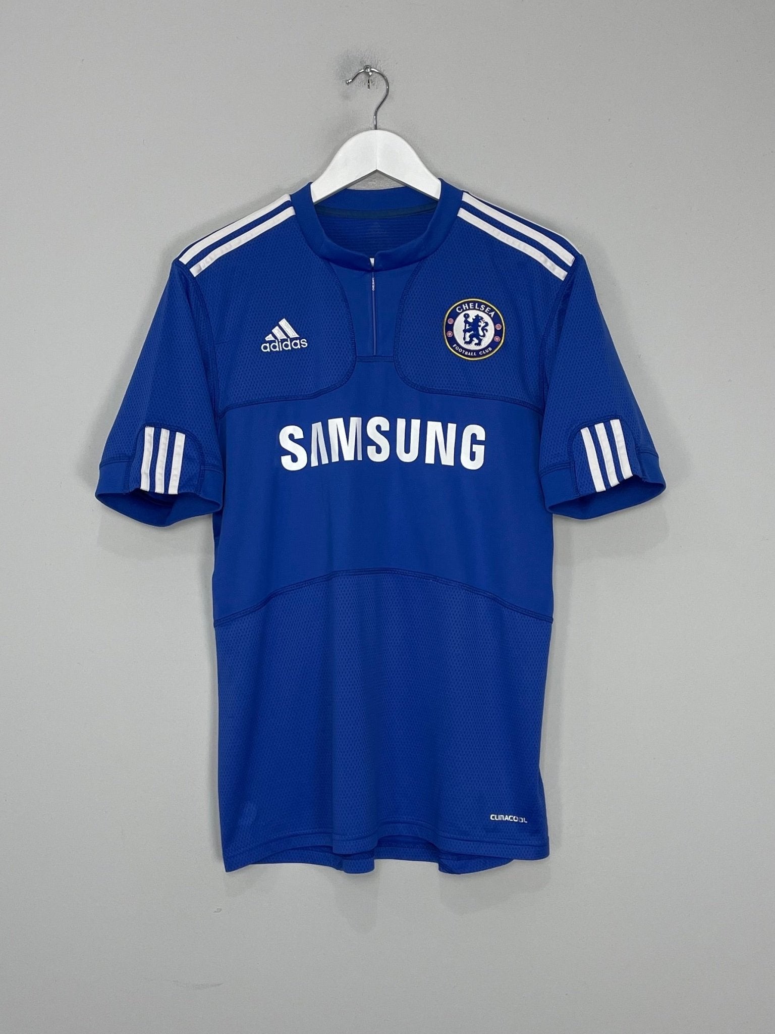 Shop 2009/10 CHELSEA LAMPARD #8 HOME SHIRT (M) ADIDAS, classic football shirts, vintage football shirts & retro soccer jerseys at Cult Kits