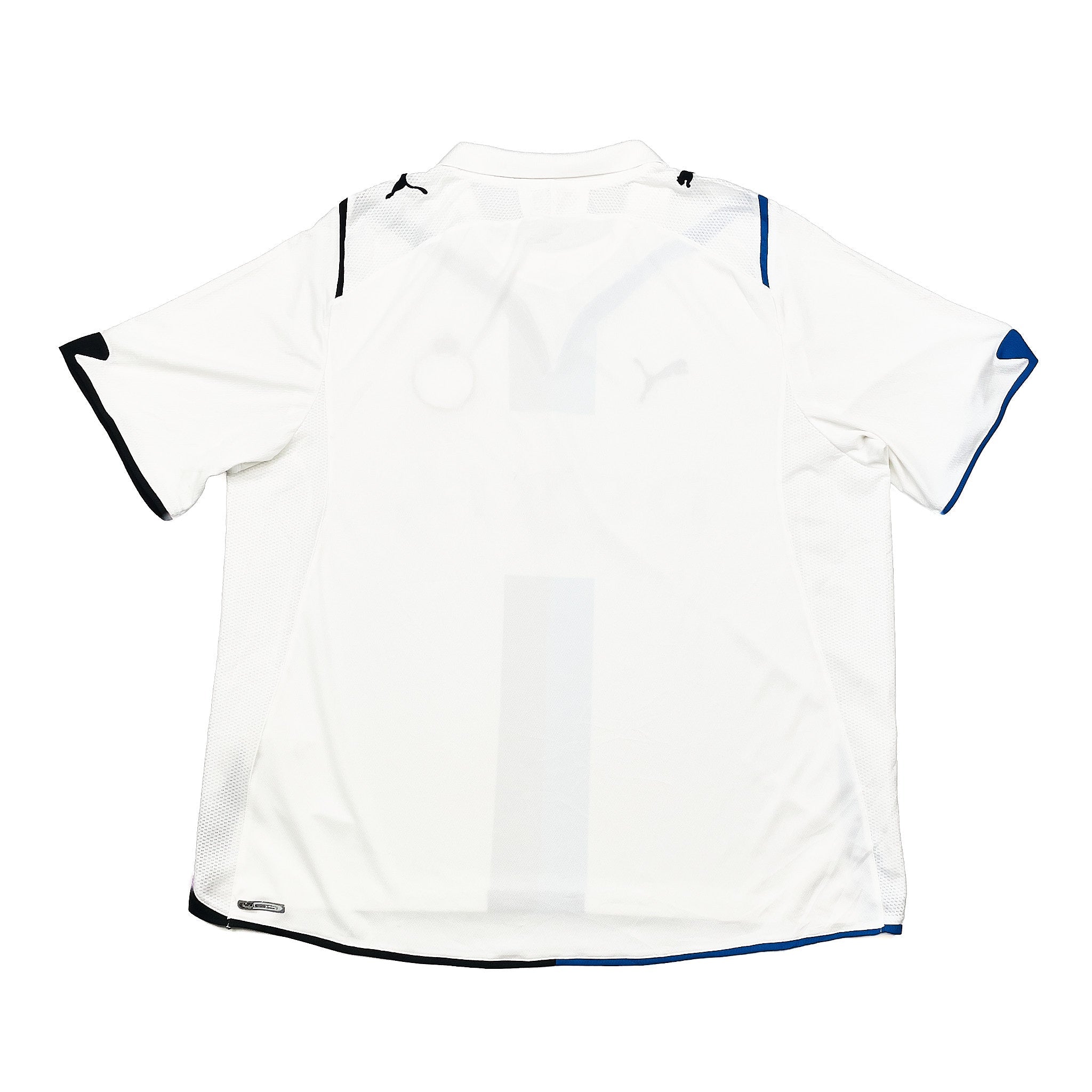 Buy 2009/10 Club Brugge Away Shirt (XXL) Puma ~ Free worldwide shipping available ~ Authentic Vintage Football Shirts from Cult Kits