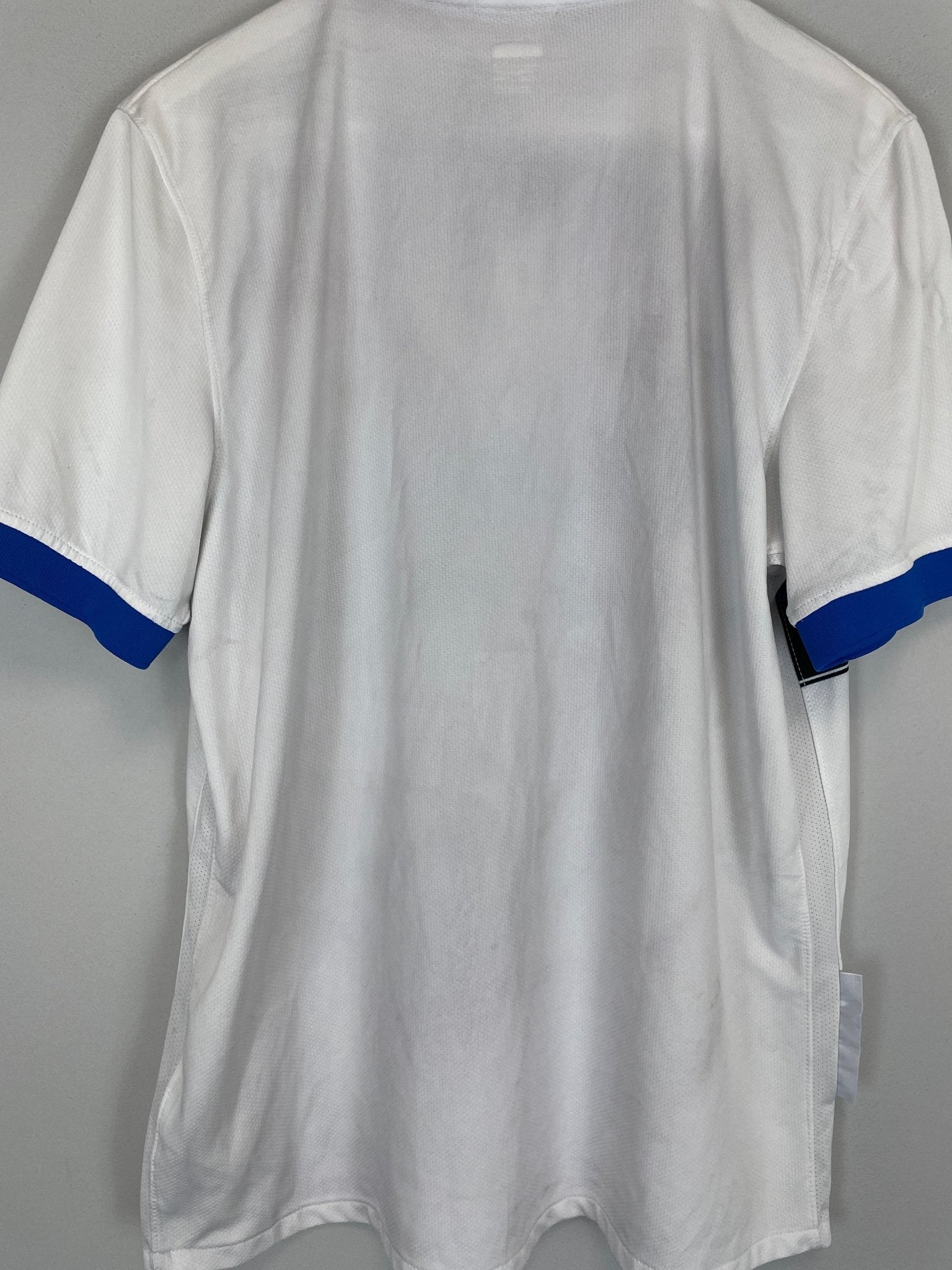 Shop 2009/10 INTER MILAN AWAY SHIRT (L) NIKE, classic football shirts, vintage football shirts & retro soccer jerseys at Cult Kits
