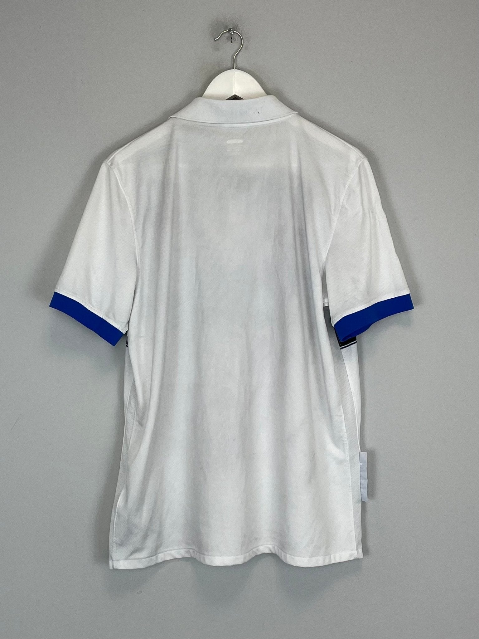 Shop 2009/10 INTER MILAN AWAY SHIRT (L) NIKE, classic football shirts, vintage football shirts & retro soccer jerseys at Cult Kits
