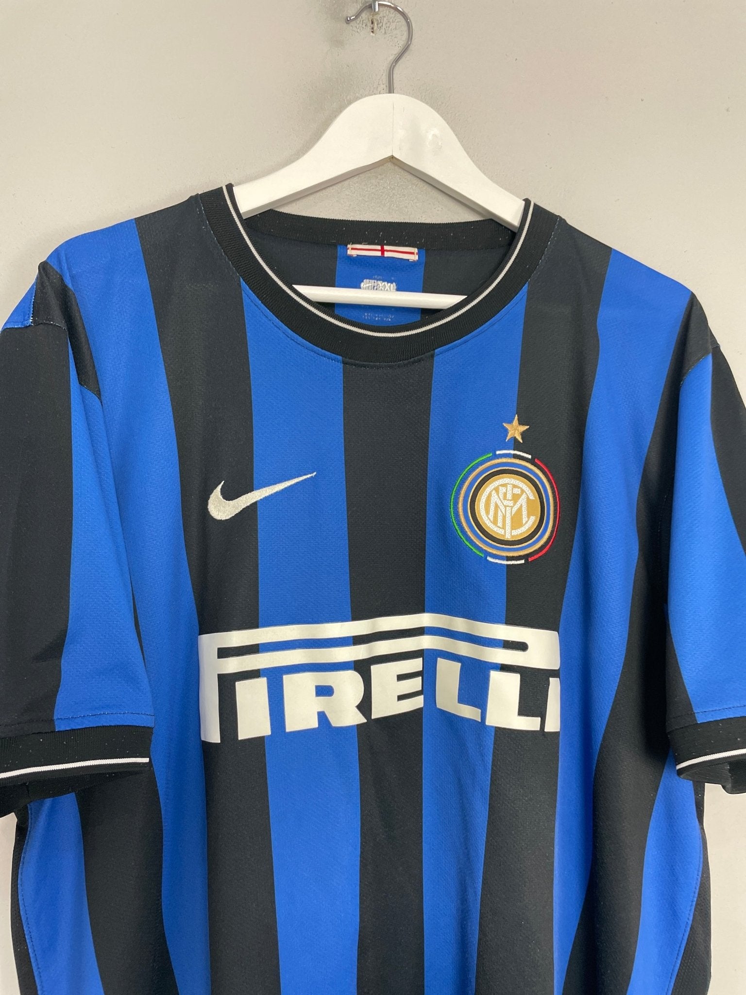 Shop 2009/10 INTER MILAN HOME SHIRT (XXL) NIKE, classic football shirts, vintage football shirts & retro soccer jerseys at Cult Kits