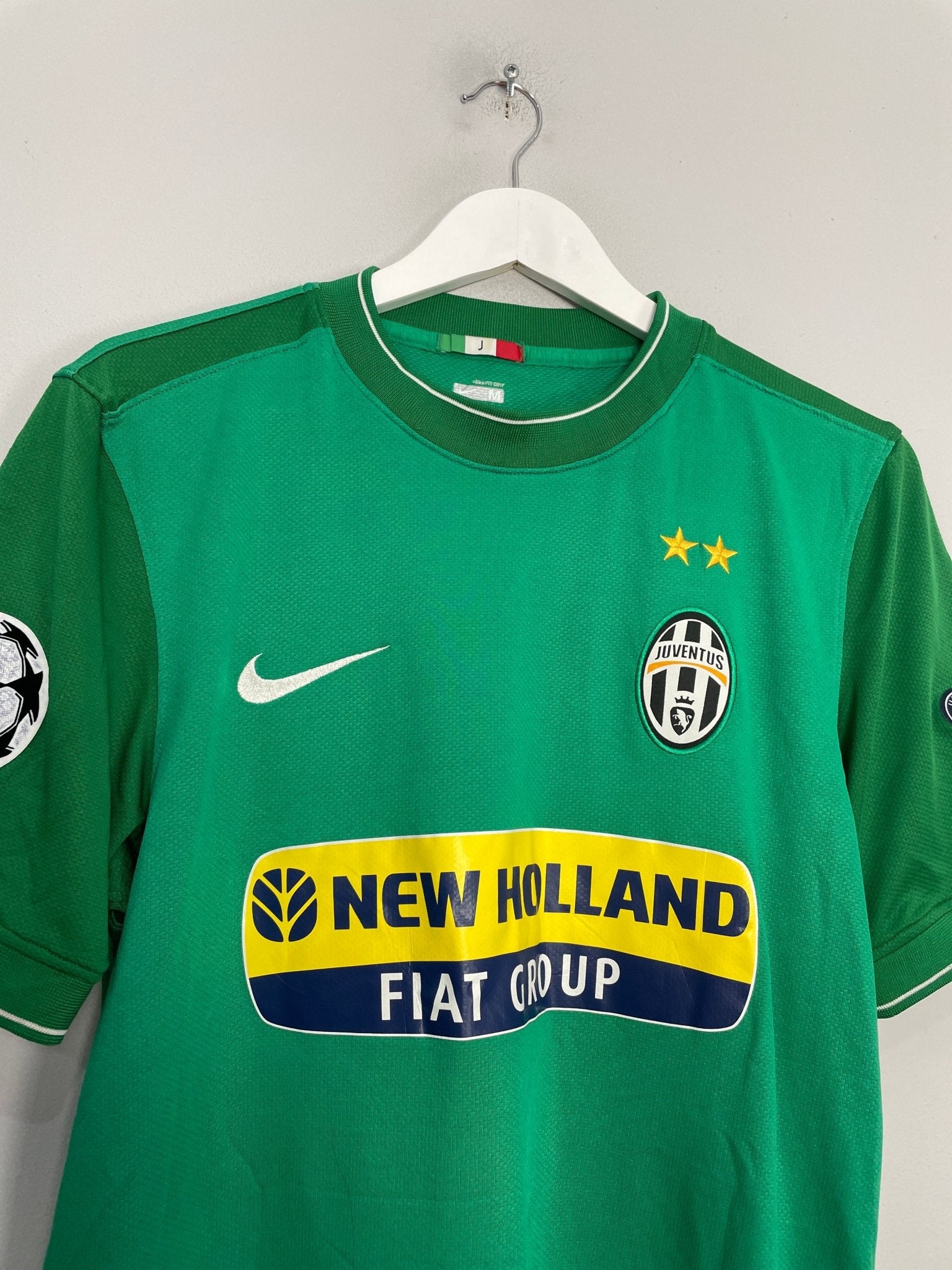 Shop 2009/10 JUVENTUS BUFFON #1 C/L GK SHIRT (M) NIKE, classic football shirts, vintage football shirts & retro soccer jerseys at Cult Kits