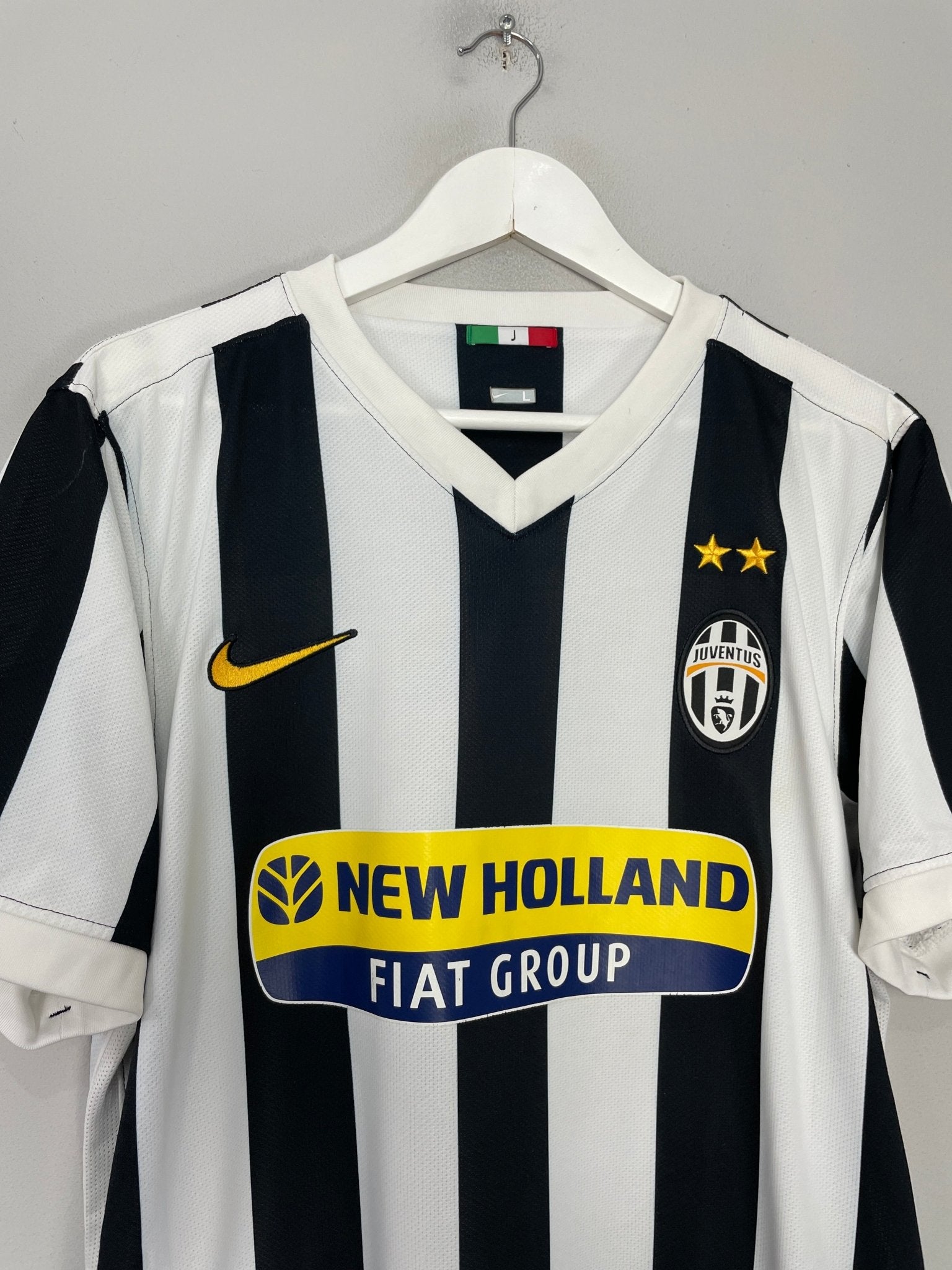 Shop 2009/10 JUVENTUS DEL PIERO #10 HOME SHIRT (L) NIKE, classic football shirts, vintage football shirts & retro soccer jerseys at Cult Kits