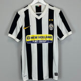 Shop 2009/10 JUVENTUS DEL PIERO #10 HOME SHIRT (M) NIKE, classic football shirts, vintage football shirts & retro soccer jerseys at Cult Kits