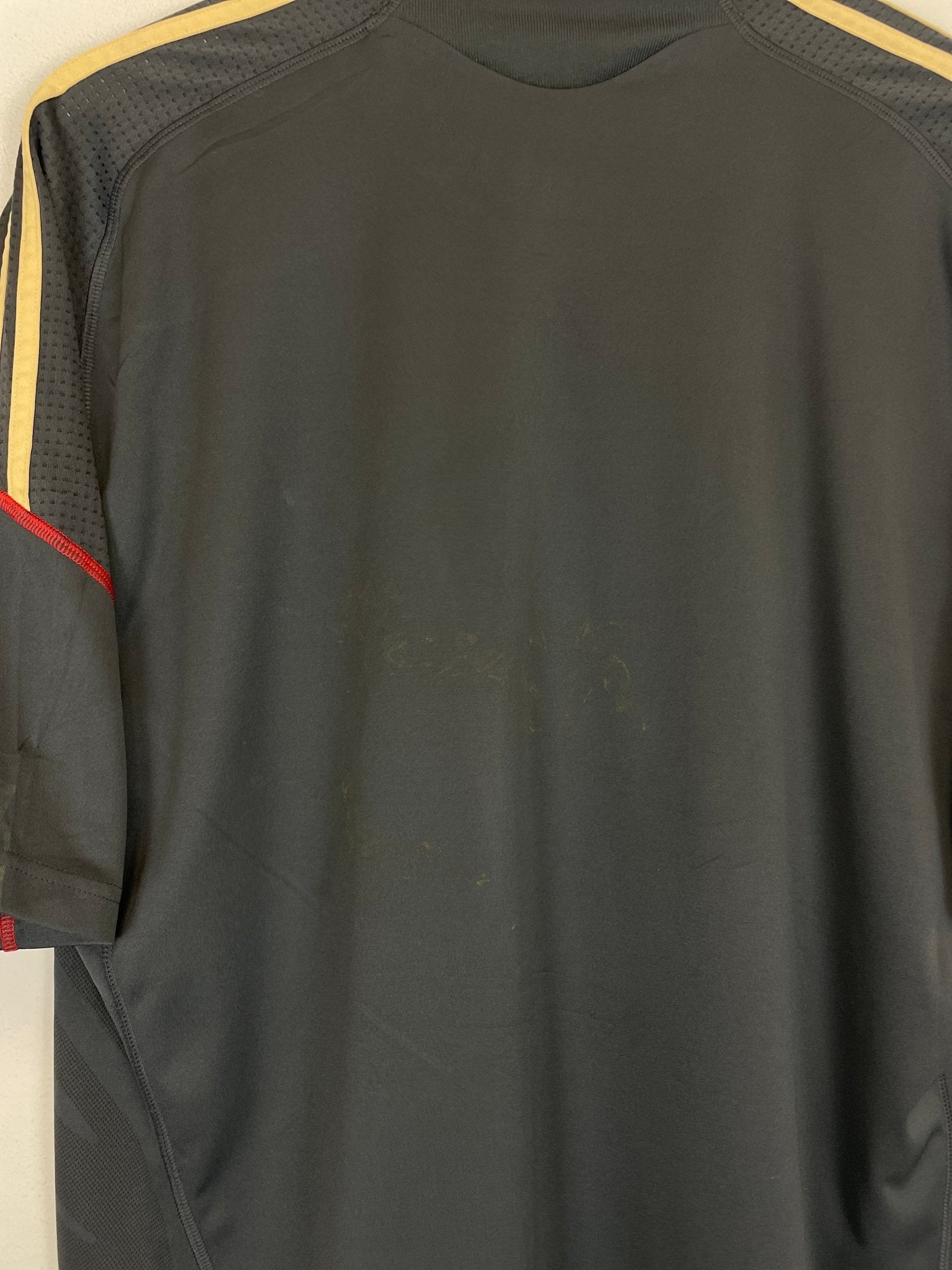 Shop 2009/10 LIVERPOOL AWAY SHIRT (XL) ADIDAS, classic football shirts, vintage football shirts & retro soccer jerseys at Cult Kits