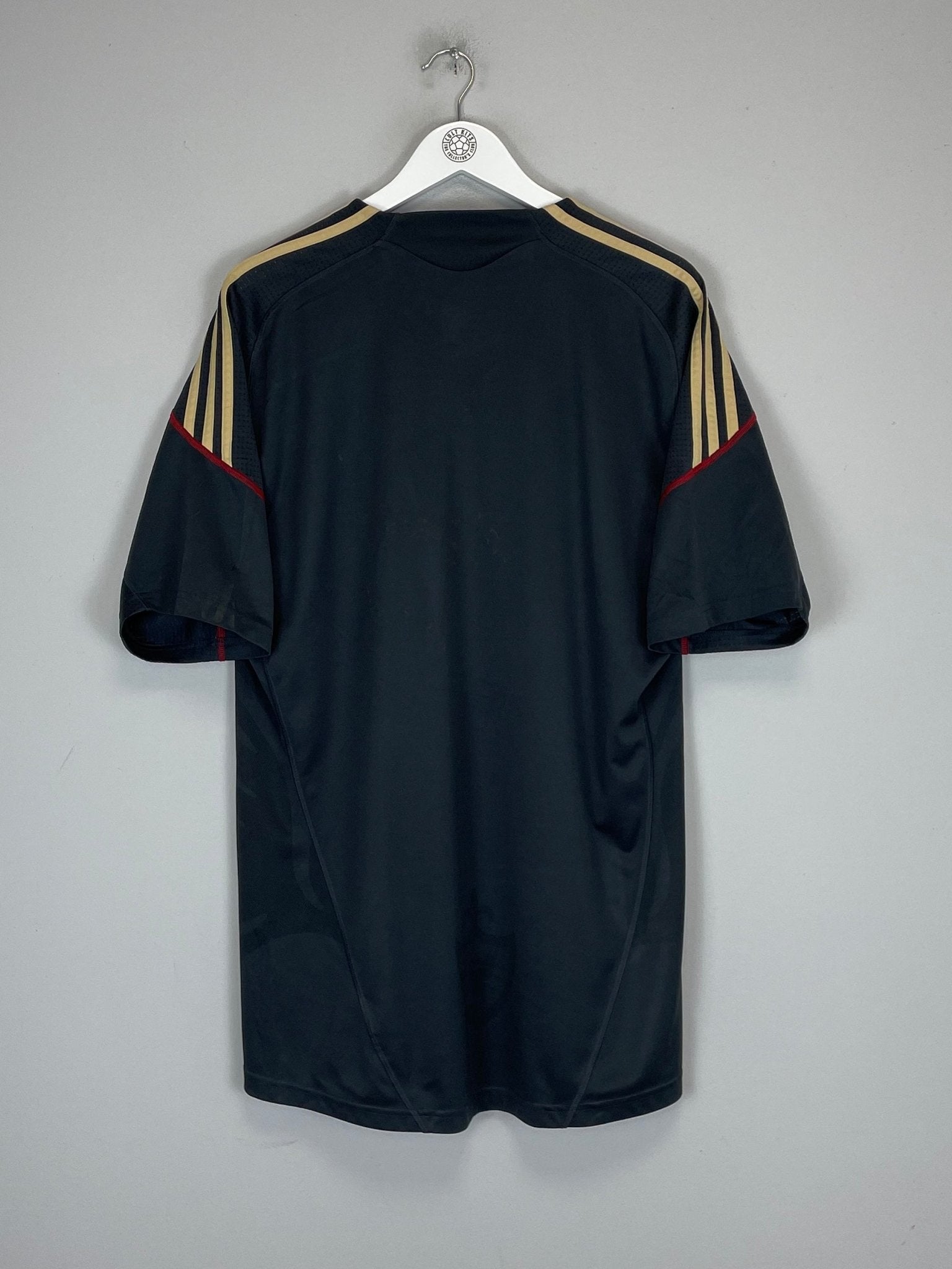 Shop 2009/10 LIVERPOOL AWAY SHIRT (XL) ADIDAS, classic football shirts, vintage football shirts & retro soccer jerseys at Cult Kits