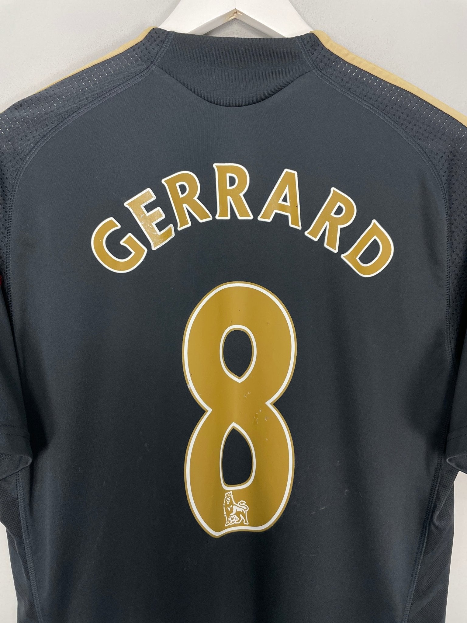 Shop 2009/10 LIVERPOOL GERRARD #8 AWAY SHIRT (M) ADIDAS, classic football shirts, vintage football shirts & retro soccer jerseys at Cult Kits