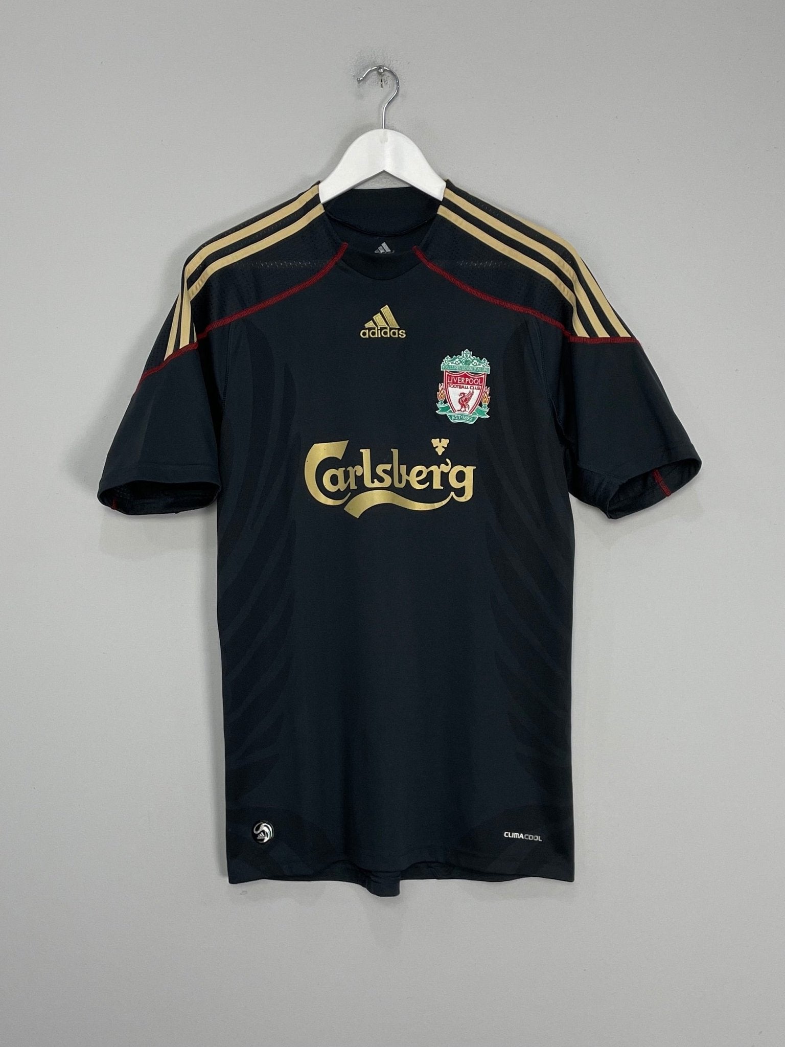 Shop 2009/10 LIVERPOOL GERRARD #8 AWAY SHIRT (M) ADIDAS, classic football shirts, vintage football shirts & retro soccer jerseys at Cult Kits