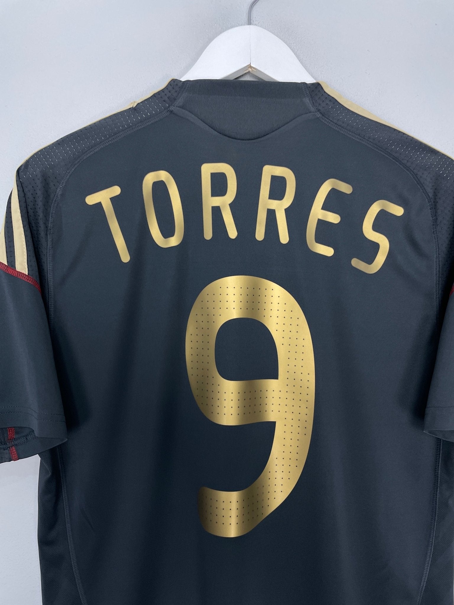 Shop 2009/10 LIVERPOOL TORRES #9 AWAY SHIRT (M) ADIDAS, classic football shirts, vintage football shirts & retro soccer jerseys at Cult Kits