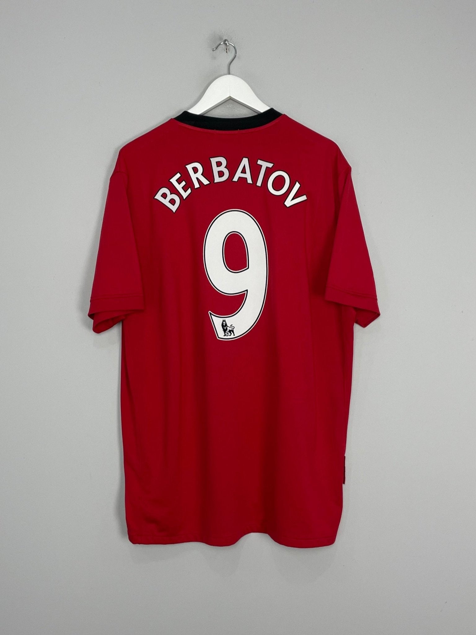 Shop 2009/10 MANCHESTER UNITED BERBATOV #9 HOME SHIRT (XXL) NIKE, classic football shirts, vintage football shirts & retro soccer jerseys at Cult Kits