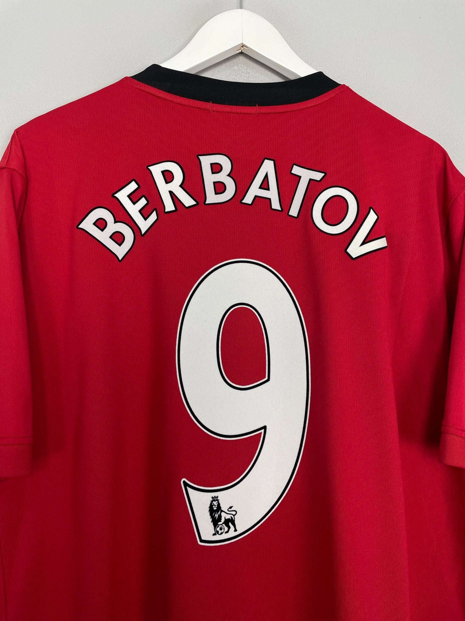 Shop 2009/10 MANCHESTER UNITED BERBATOV #9 HOME SHIRT (XXL) NIKE, classic football shirts, vintage football shirts & retro soccer jerseys at Cult Kits