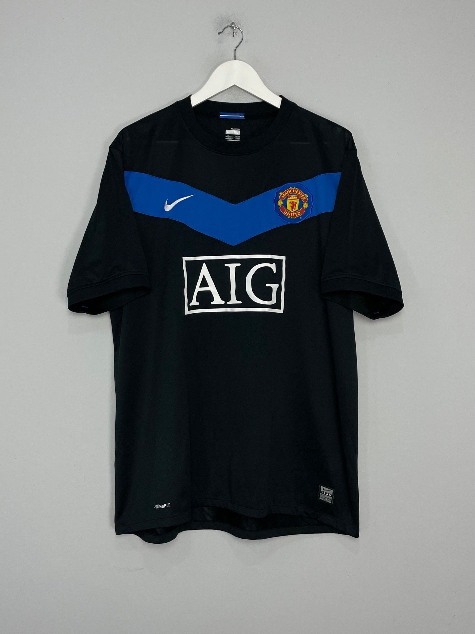 Shop 2009/10 MANCHESTER UNITED NANI #17 AWAY SHIRT (XL) NIKE, classic football shirts, vintage football shirts & retro soccer jerseys at Cult Kits
