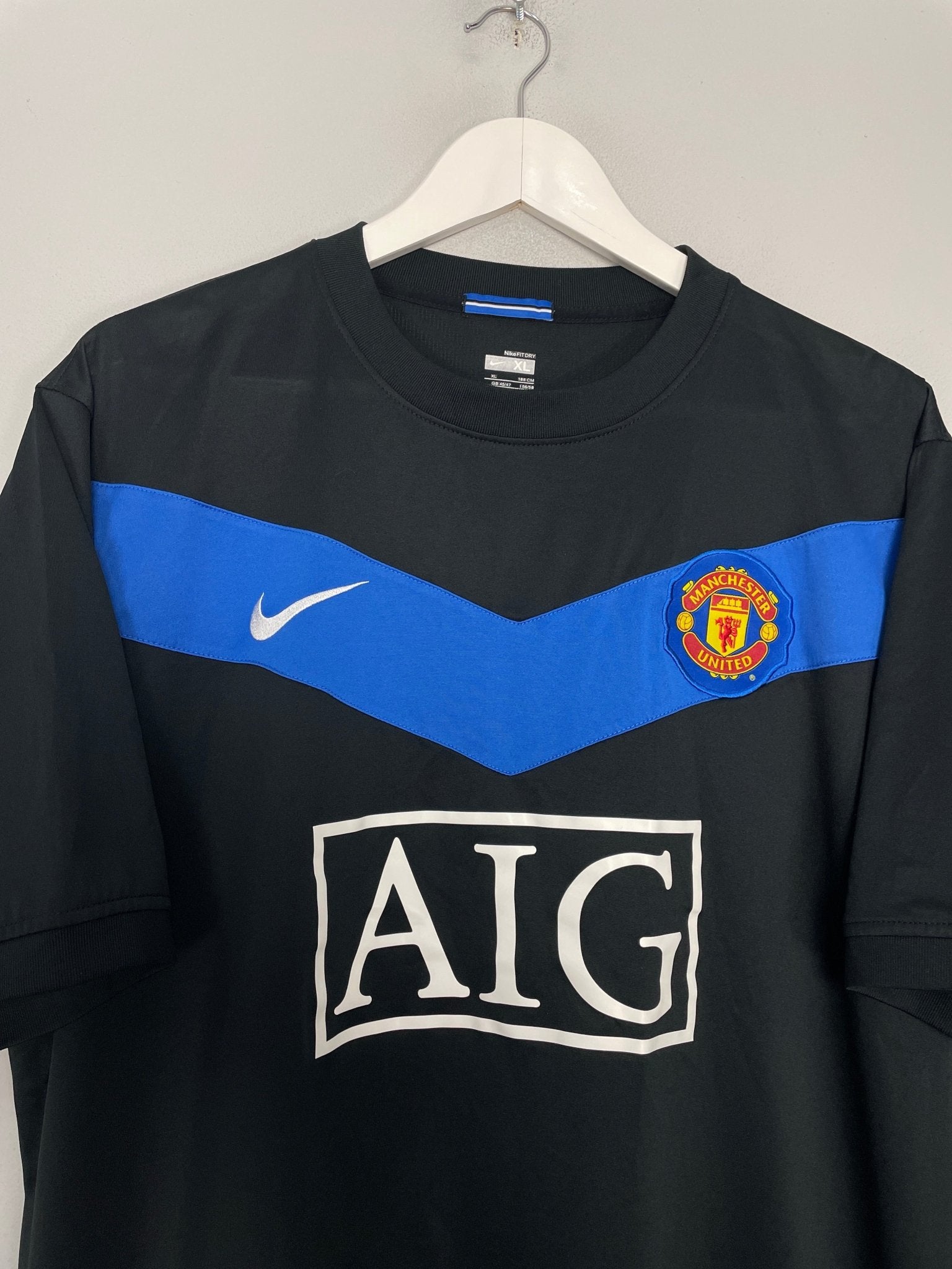 Shop 2009/10 MANCHESTER UNITED NANI #17 AWAY SHIRT (XL) NIKE, classic football shirts, vintage football shirts & retro soccer jerseys at Cult Kits