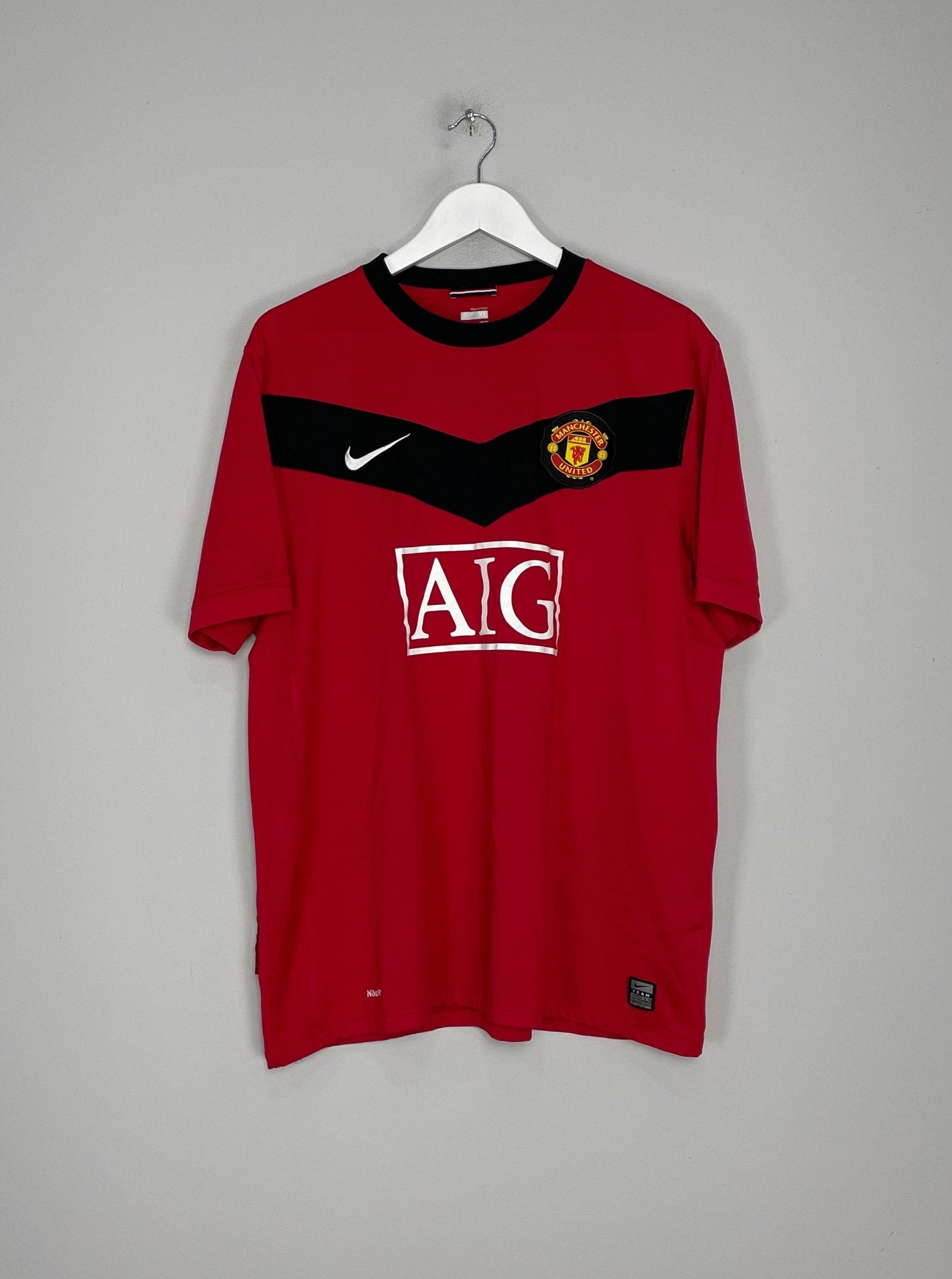 Shop 2009/10 MANCHESTER UNITED ROONEY #10 HOME SHIRT (XL) NIKE, classic football shirts, vintage football shirts & retro soccer jerseys at Cult Kits