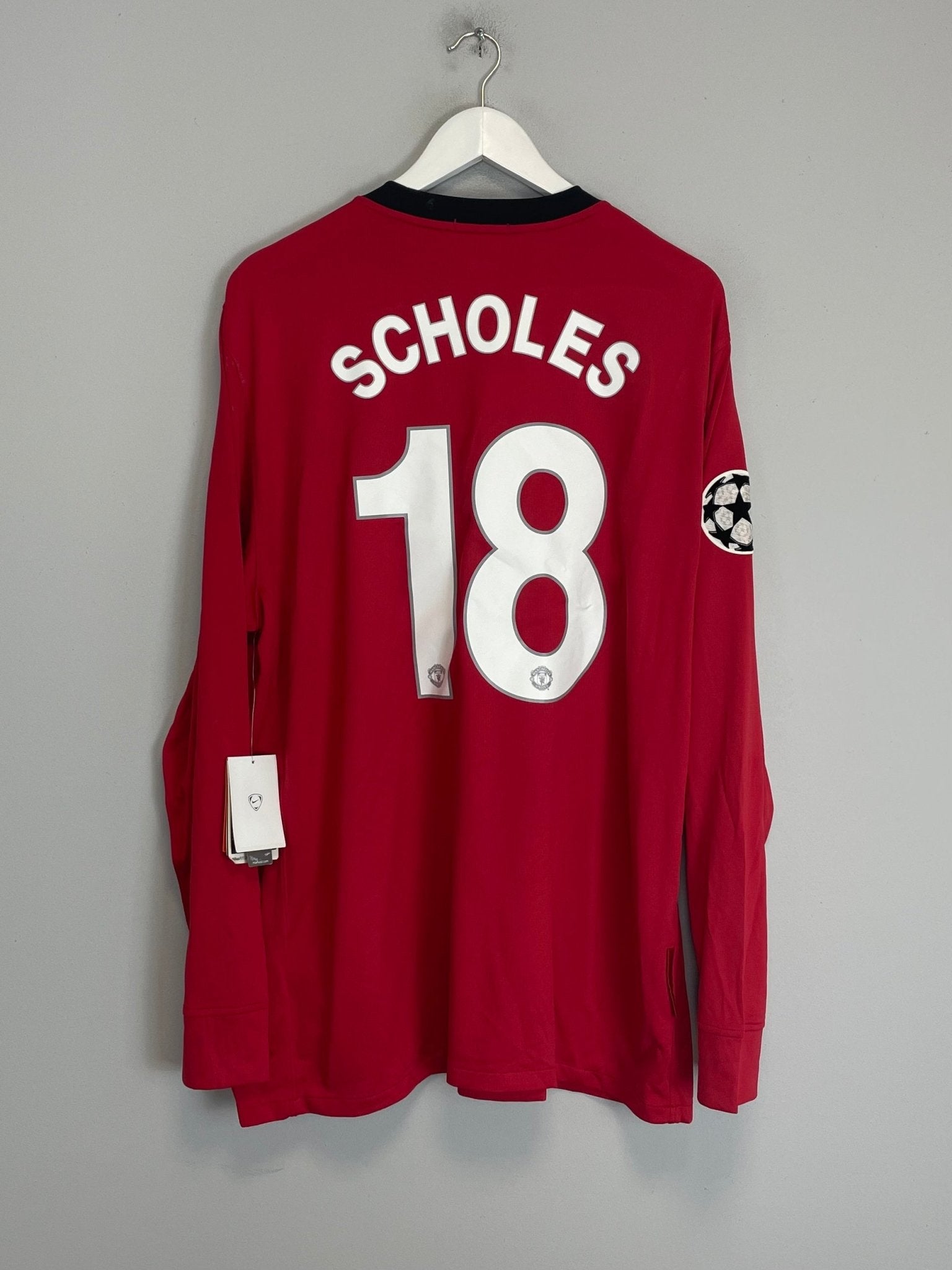 Shop 2009/10 MANCHESTER UNITED SCHOLES #18 C/L L/S *BNWT* HOME SHIRT (XL) NIKE, classic football shirts, vintage football shirts & retro soccer jerseys at Cult Kits