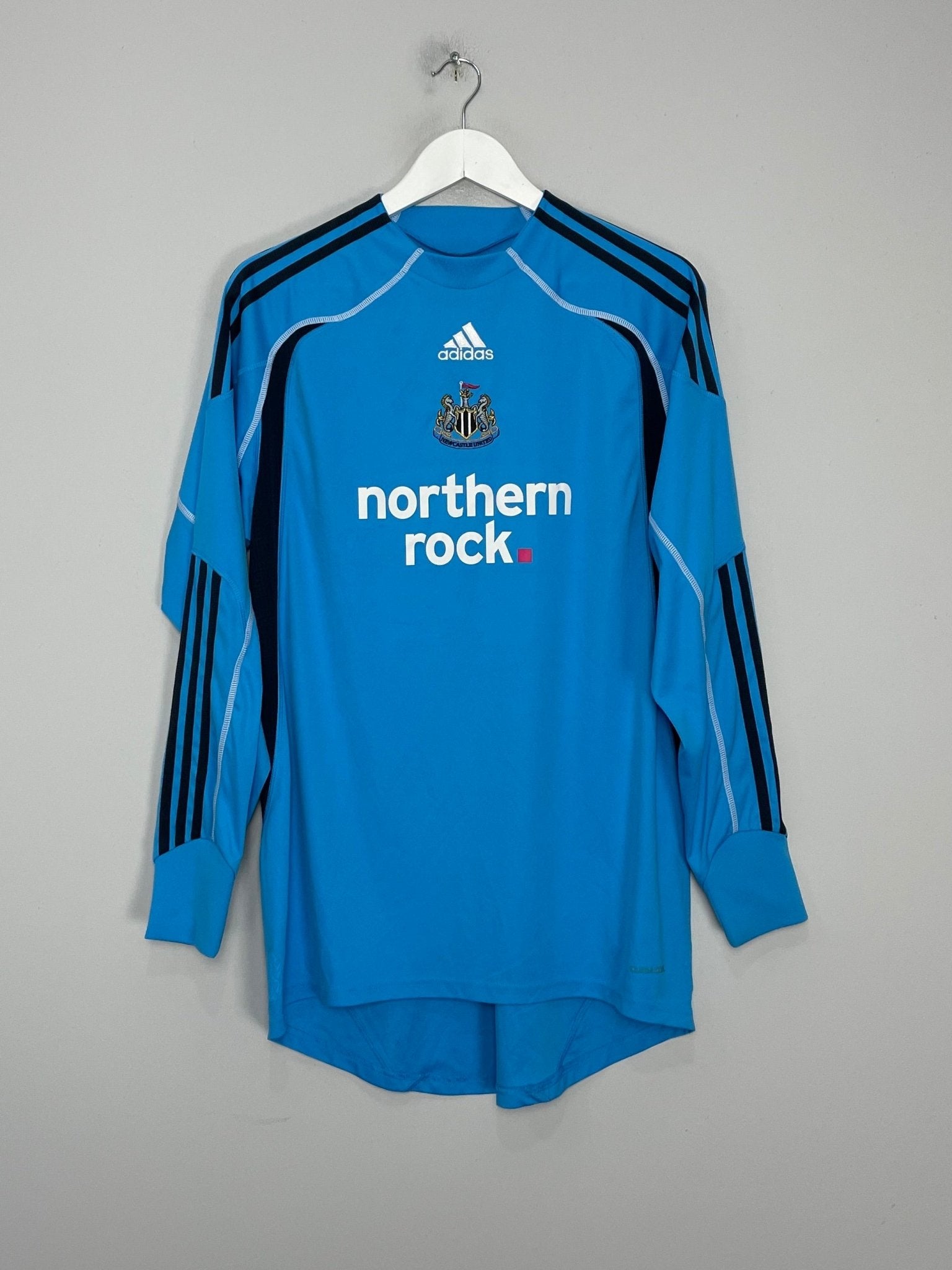 Shop 2009/10 NEWCASTLE GK SHIRT (M) ADIDAS, classic football shirts, vintage football shirts & retro soccer jerseys at Cult Kits