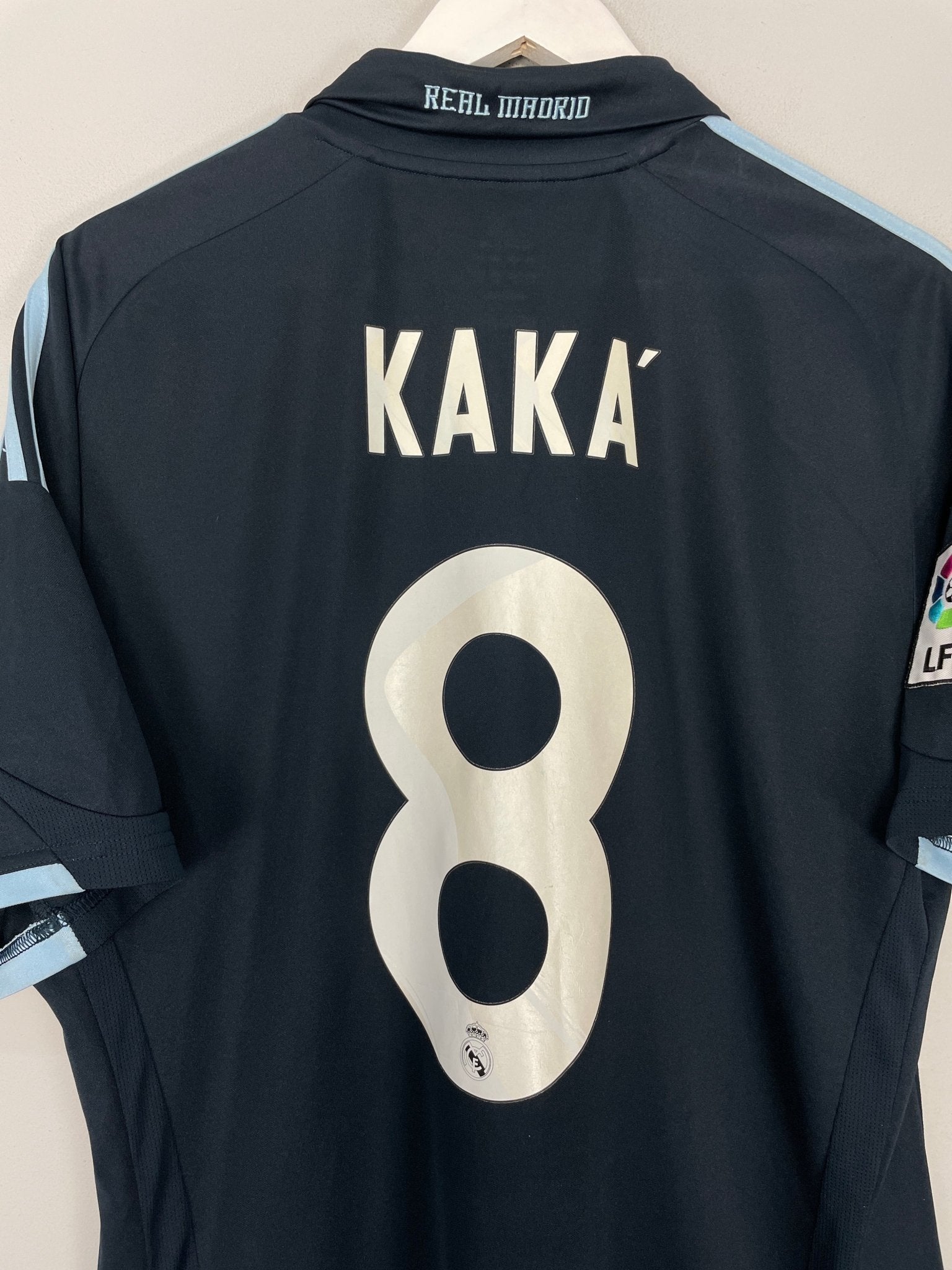 Shop 2009/10 REAL MADRID KAKA #8 AWAY SHIRT (L) ADIDAS, classic football shirts, vintage football shirts & retro soccer jerseys at Cult Kits